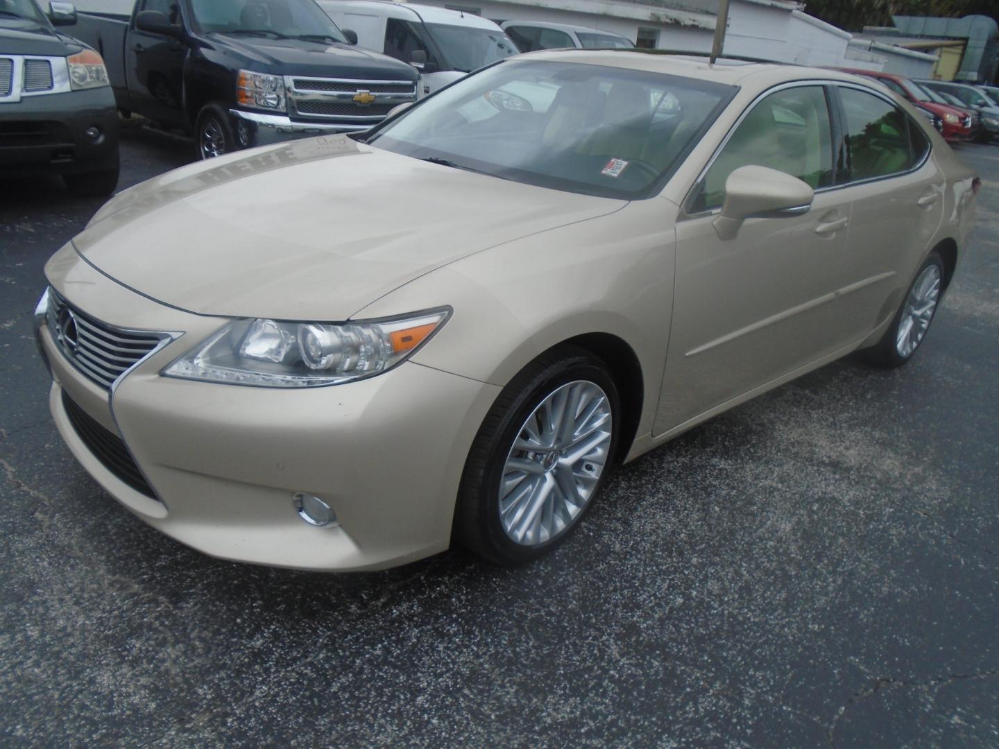 2013 Lexus ES 350 (JTHBK1GG3D2) , located at 6112 N Florida Avenue, Tampa, FL, 33604, (888) 521-5131, 27.954929, -82.459534 - Photo#5