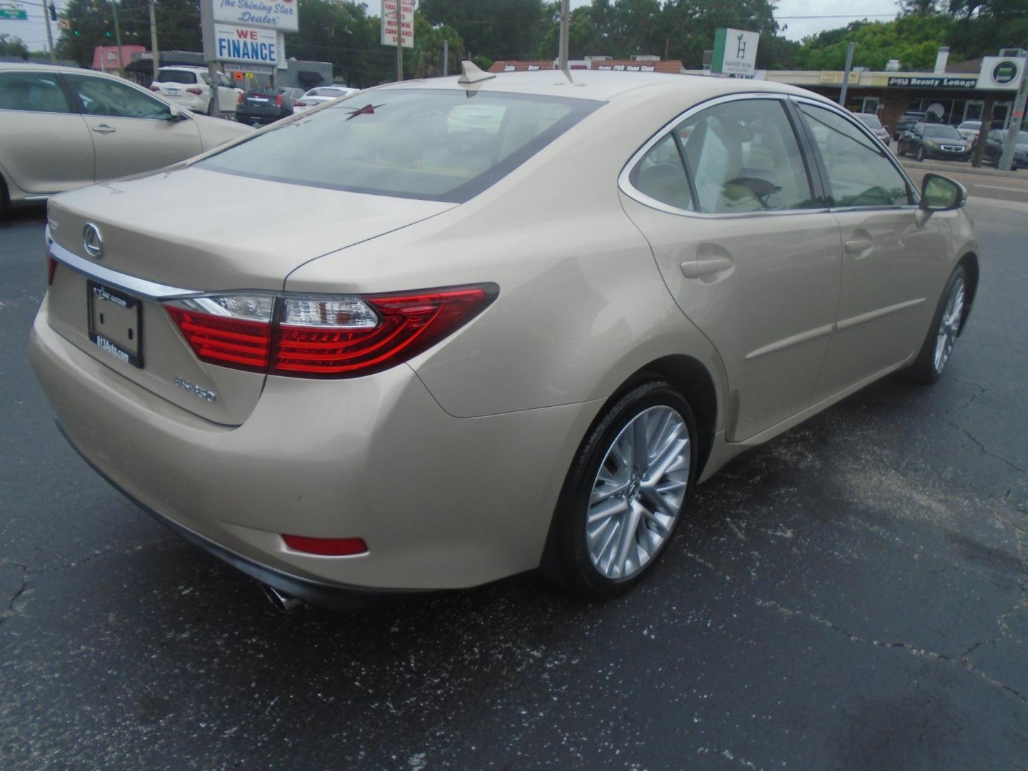 2013 Lexus ES 350 (JTHBK1GG3D2) , located at 6112 N Florida Avenue, Tampa, FL, 33604, (888) 521-5131, 27.954929, -82.459534 - Photo#9