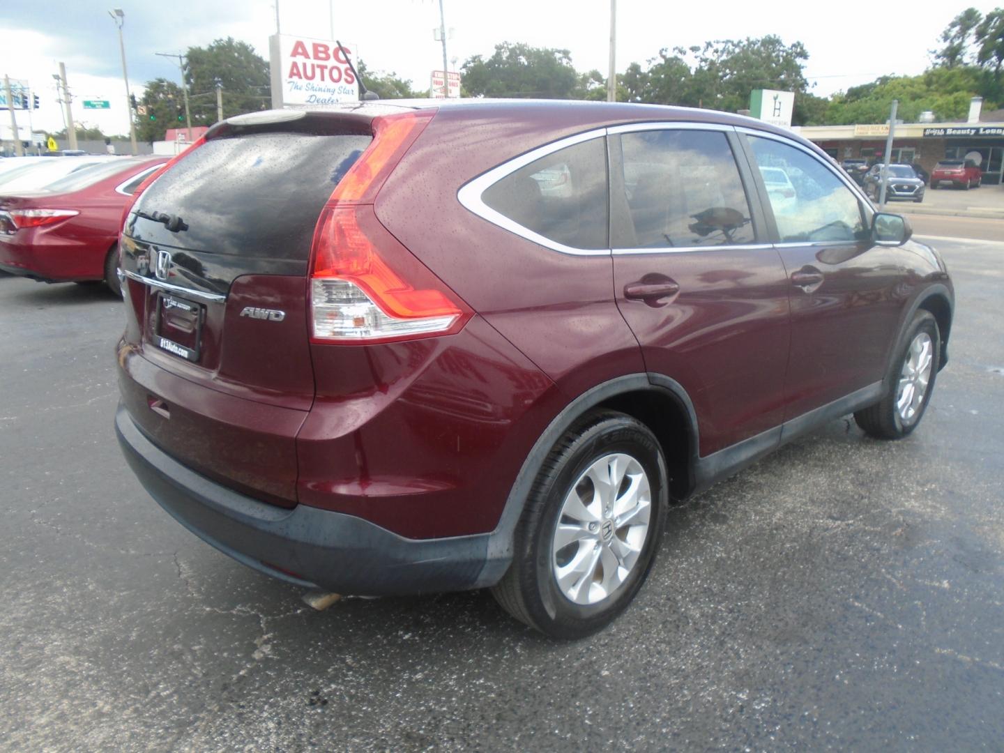 2014 Honda CR-V (5J6RM4H50EL) , located at 6112 N Florida Avenue, Tampa, FL, 33604, (888) 521-5131, 27.954929, -82.459534 - Photo#5