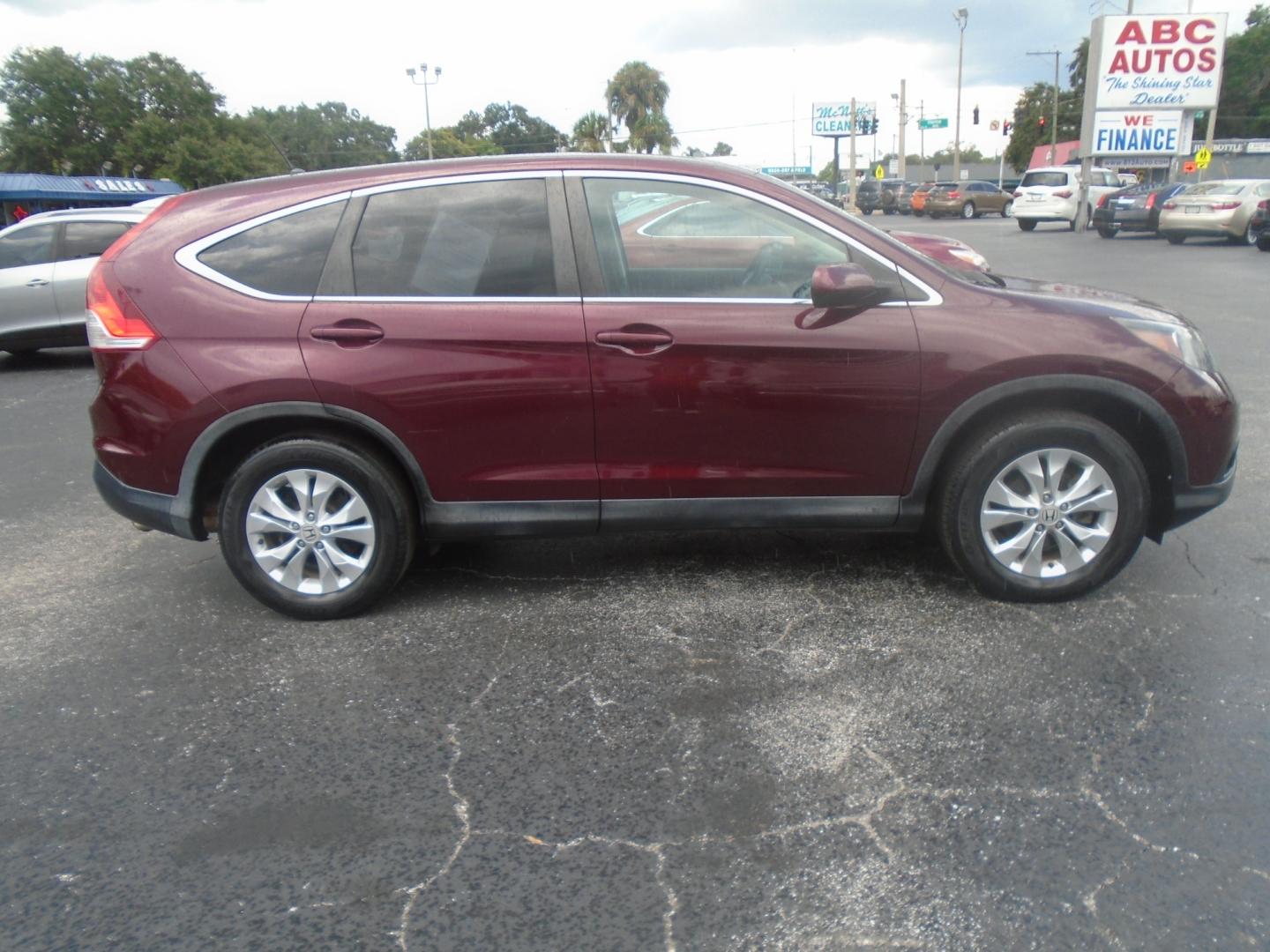 2014 Honda CR-V (5J6RM4H50EL) , located at 6112 N Florida Avenue, Tampa, FL, 33604, (888) 521-5131, 27.954929, -82.459534 - Photo#4