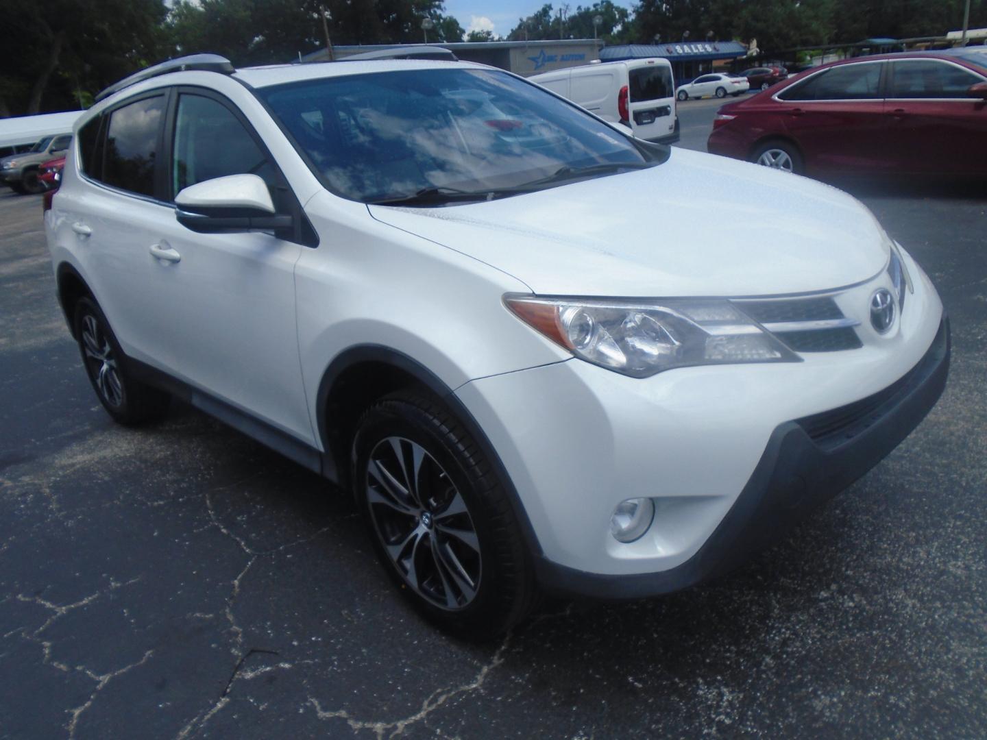 2015 Toyota RAV4 (2T3YFREV1FW) , located at 6112 N Florida Avenue, Tampa, FL, 33604, (888) 521-5131, 27.954929, -82.459534 - Photo#7