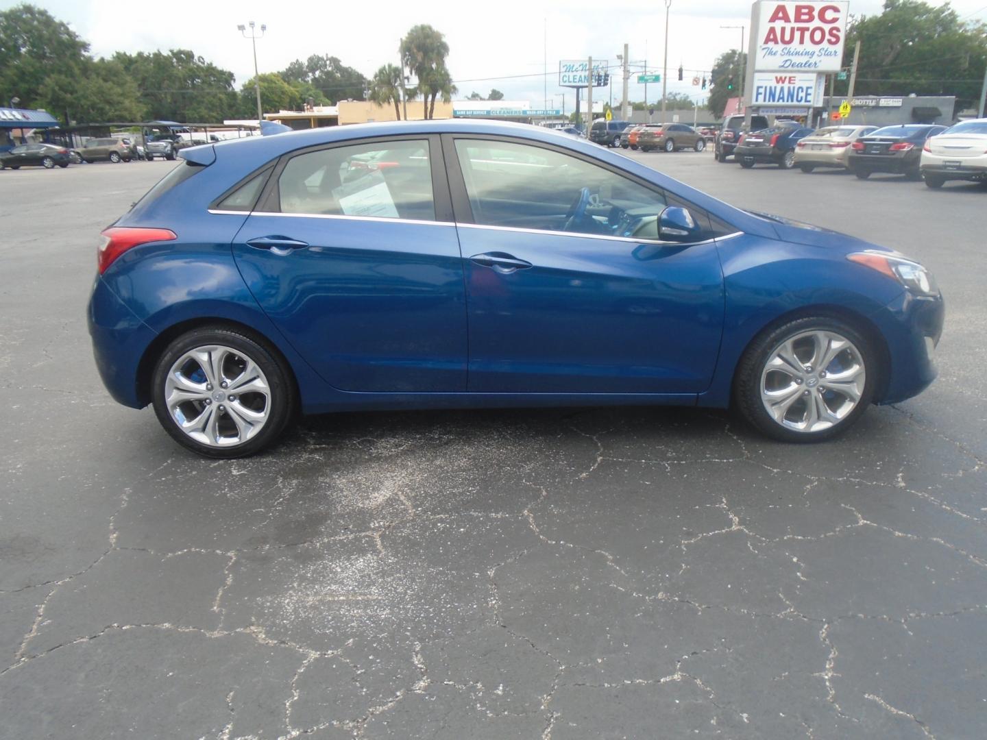 2014 Hyundai Elantra GT (KMHD35LH2EU) , located at 6112 N Florida Avenue, Tampa, FL, 33604, (888) 521-5131, 27.954929, -82.459534 - Photo#2