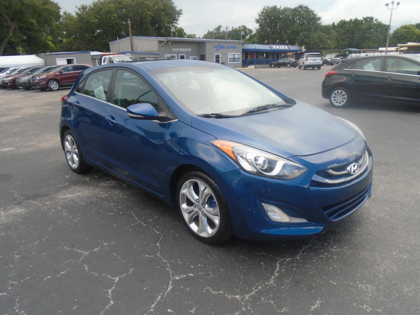 2014 Hyundai Elantra GT (KMHD35LH2EU) , located at 6112 N Florida Avenue, Tampa, FL, 33604, (888) 521-5131, 27.954929, -82.459534 - Photo#7