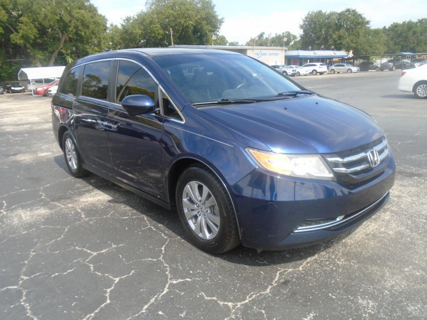 2016 Honda Odyssey (5FNRL5H33GB) , located at 6112 N Florida Avenue, Tampa, FL, 33604, (888) 521-5131, 27.954929, -82.459534 - Photo#7