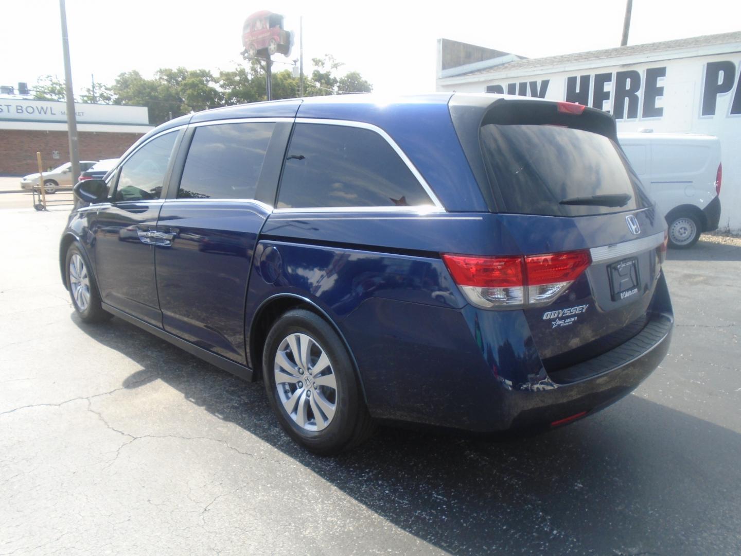 2016 Honda Odyssey (5FNRL5H33GB) , located at 6112 N Florida Avenue, Tampa, FL, 33604, (888) 521-5131, 27.954929, -82.459534 - Photo#11