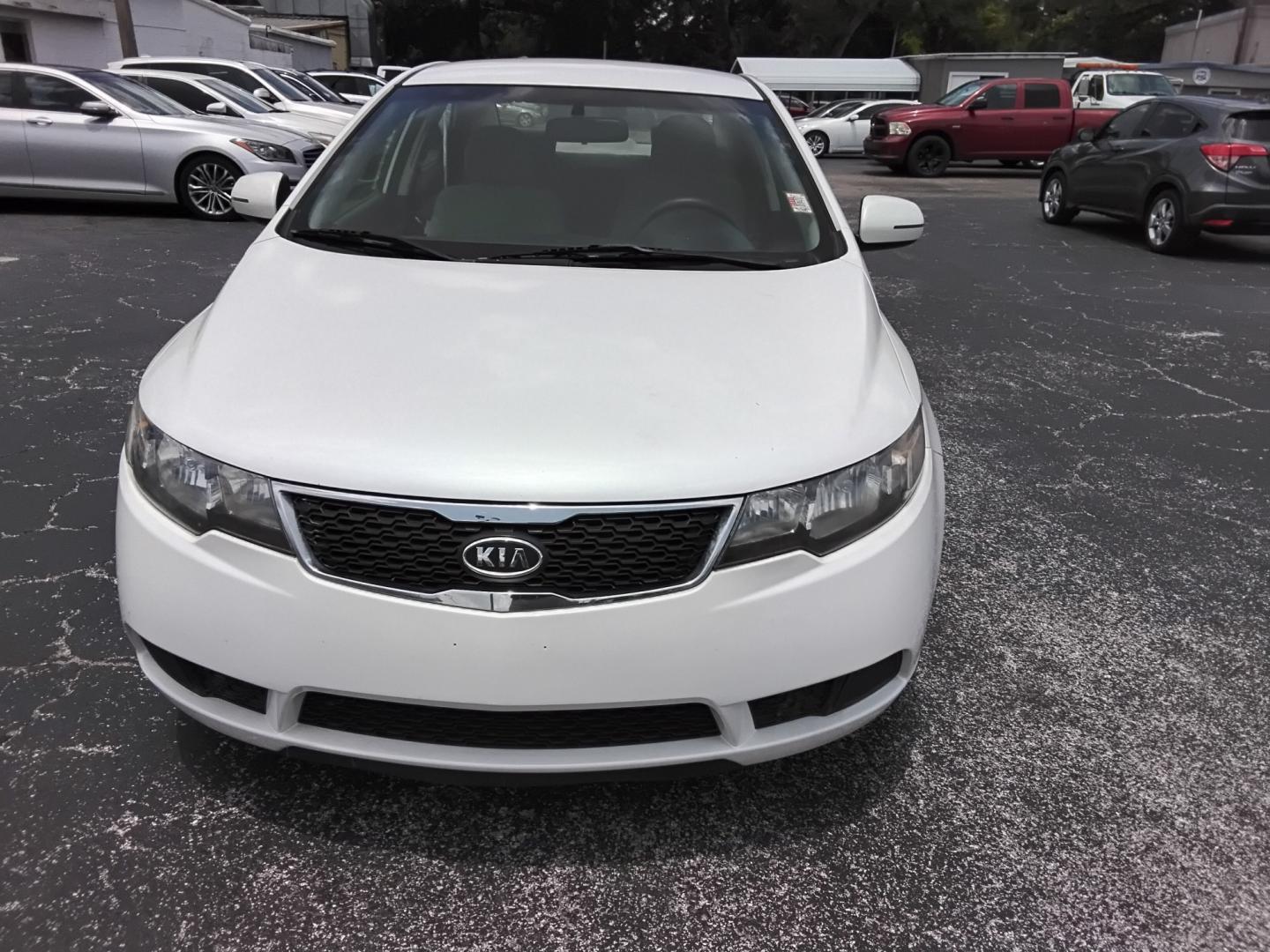 2012 White /Beige Kia Forte (KNAFU4A2XC5) , located at 6112 N Florida Avenue, Tampa, FL, 33604, (888) 521-5131, 27.954929, -82.459534 - $499 down plus tax & tag.- Photo#1