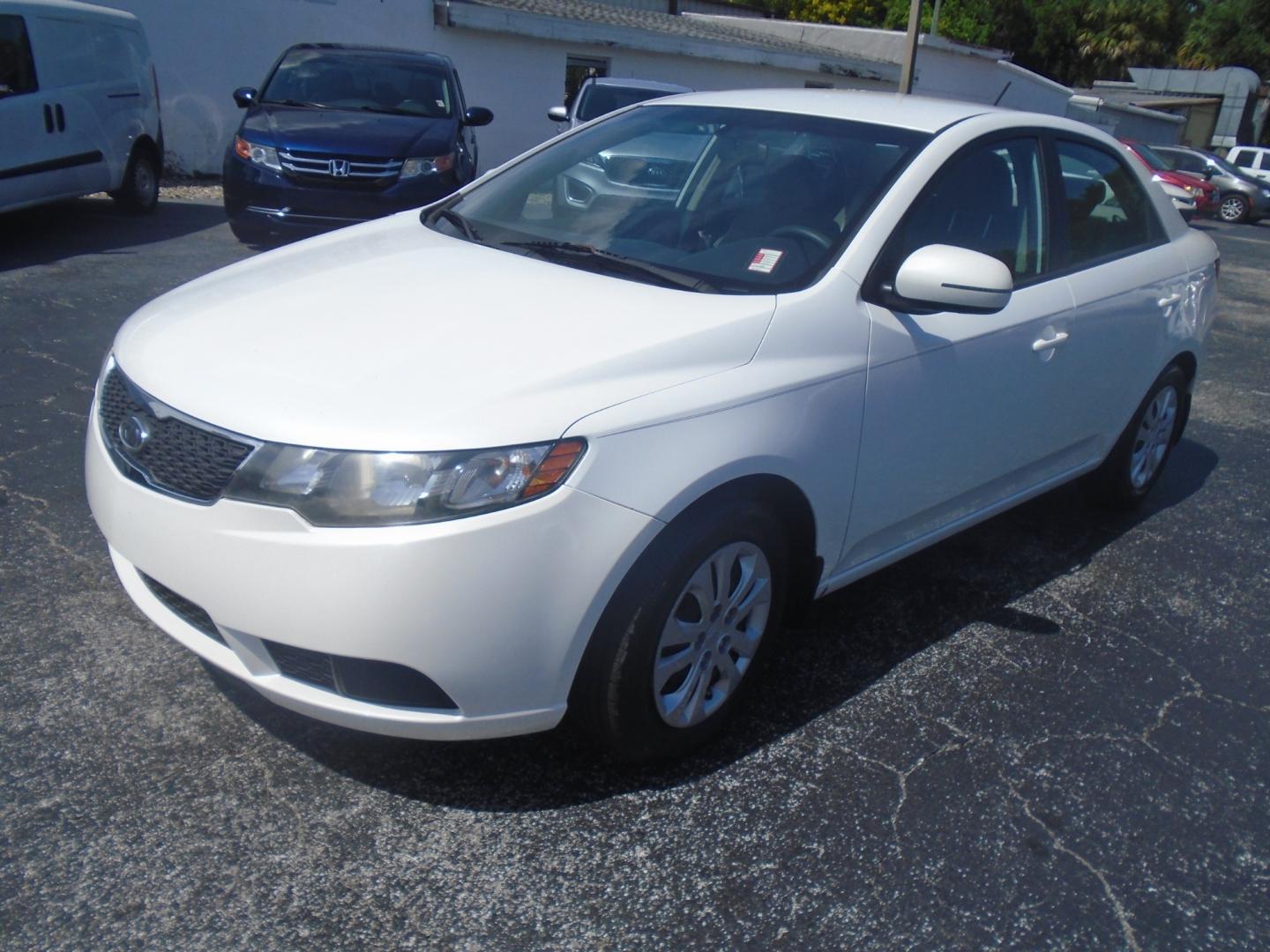 2012 Kia Forte (KNAFU4A2XC5) , located at 6112 N Florida Avenue, Tampa, FL, 33604, (888) 521-5131, 27.954929, -82.459534 - Photo#5