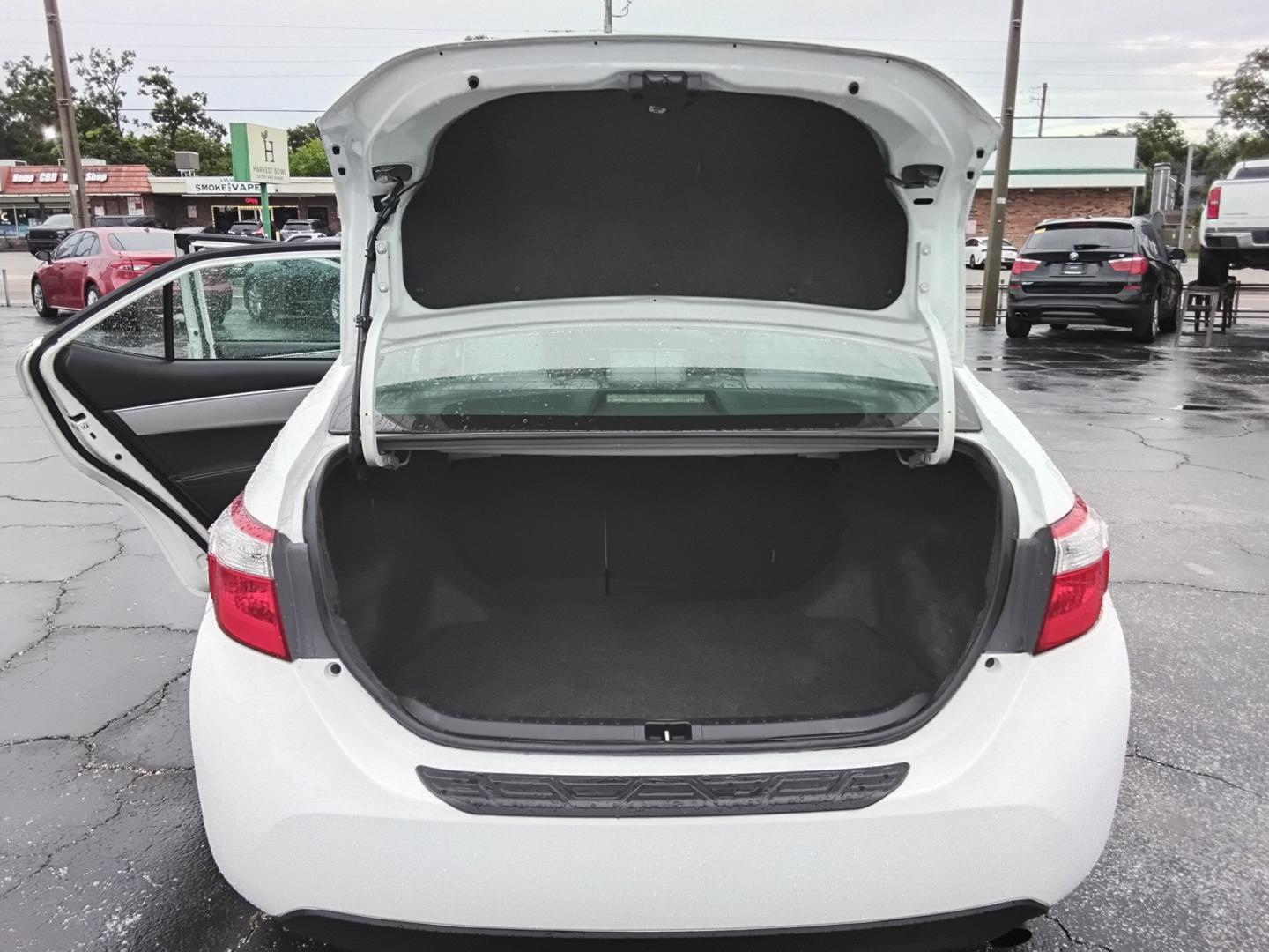 2015 White /Grey Toyota Corolla (2T1BURHEXFC) , located at 6112 N Florida Avenue, Tampa, FL, 33604, (888) 521-5131, 27.954929, -82.459534 - $499 down plus tax & tag.- Photo#3
