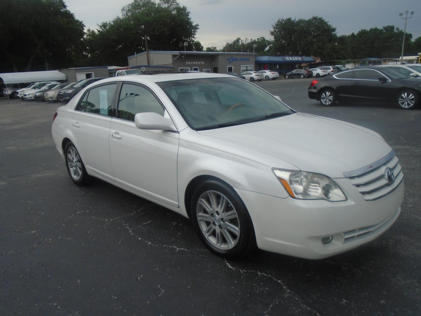 2007 Toyota Avalon (4T1BK36B57U) , located at 6112 N Florida Avenue, Tampa, FL, 33604, (888) 521-5131, 27.954929, -82.459534 - Photo#7