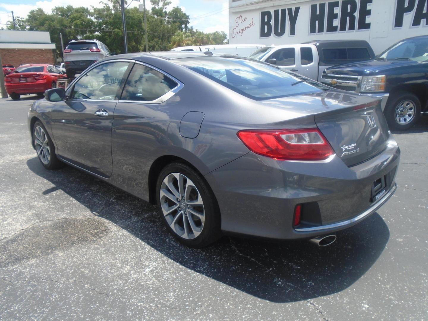 2015 Honda Accord EX-L V6 Coupe AT (1HGCT2B84FA) with an 3.5L V6 SOHC 24V engine, 6-Speed Automatic transmission, located at 6112 N Florida Avenue, Tampa, FL, 33604, (888) 521-5131, 27.954929, -82.459534 - Photo#9