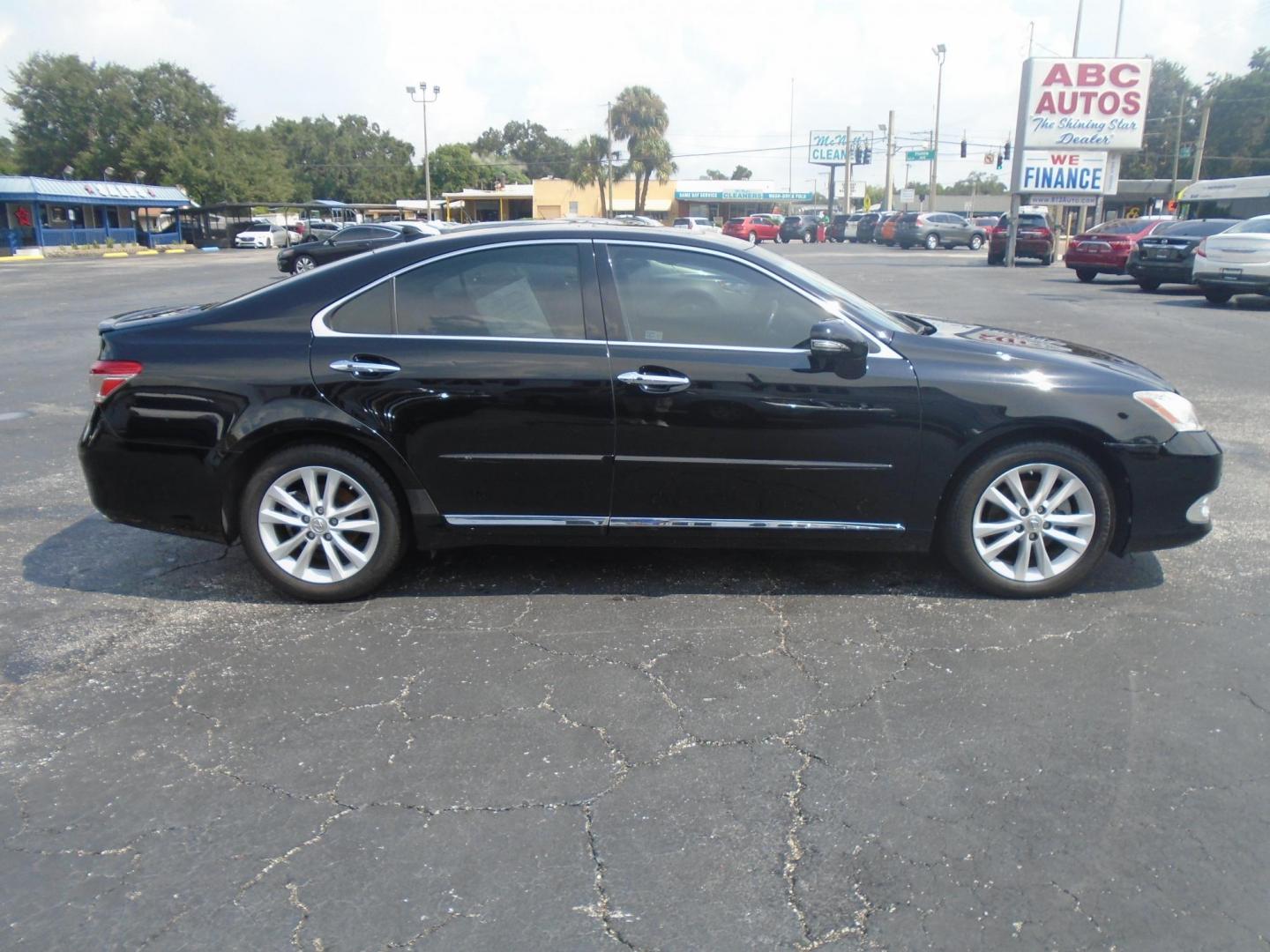 2012 Lexus ES 350 Sedan (JTHBK1EG3C2) with an 3.5L V6 DOHC 24V engine, 6-Speed Automatic transmission, located at 6112 N Florida Avenue, Tampa, FL, 33604, (888) 521-5131, 27.954929, -82.459534 - Photo#0