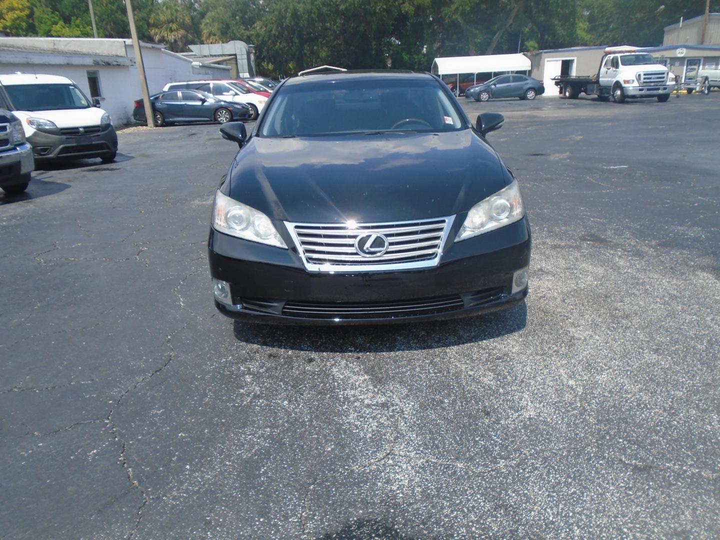 2012 Lexus ES 350 Sedan (JTHBK1EG3C2) with an 3.5L V6 DOHC 24V engine, 6-Speed Automatic transmission, located at 6112 N Florida Avenue, Tampa, FL, 33604, (888) 521-5131, 27.954929, -82.459534 - Photo#2