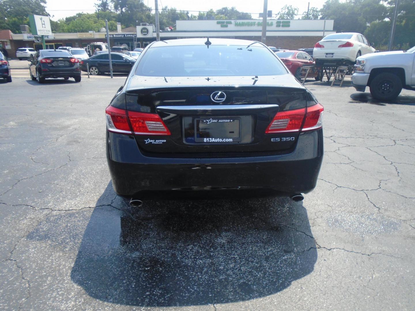 2012 Lexus ES 350 Sedan (JTHBK1EG3C2) with an 3.5L V6 DOHC 24V engine, 6-Speed Automatic transmission, located at 6112 N Florida Avenue, Tampa, FL, 33604, (888) 521-5131, 27.954929, -82.459534 - Photo#3