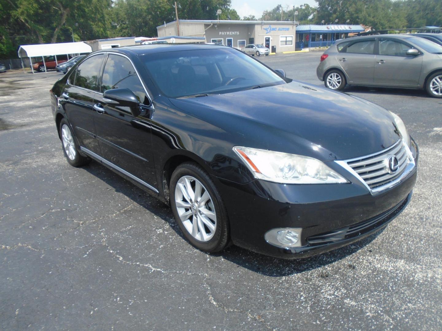 2012 Lexus ES 350 Sedan (JTHBK1EG3C2) with an 3.5L V6 DOHC 24V engine, 6-Speed Automatic transmission, located at 6112 N Florida Avenue, Tampa, FL, 33604, (888) 521-5131, 27.954929, -82.459534 - Photo#7