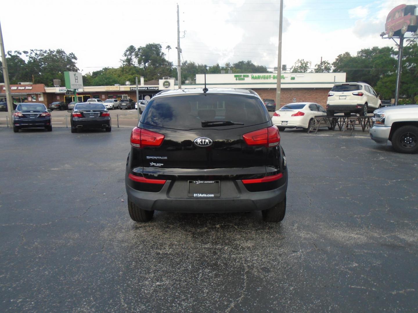 2017 Kia Sportage LX FWD (KNDPM3ACXH7) with an 2.4L V6 DOHC 24V engine, 6A transmission, located at 6112 N Florida Avenue, Tampa, FL, 33604, (888) 521-5131, 27.954929, -82.459534 - Photo#6