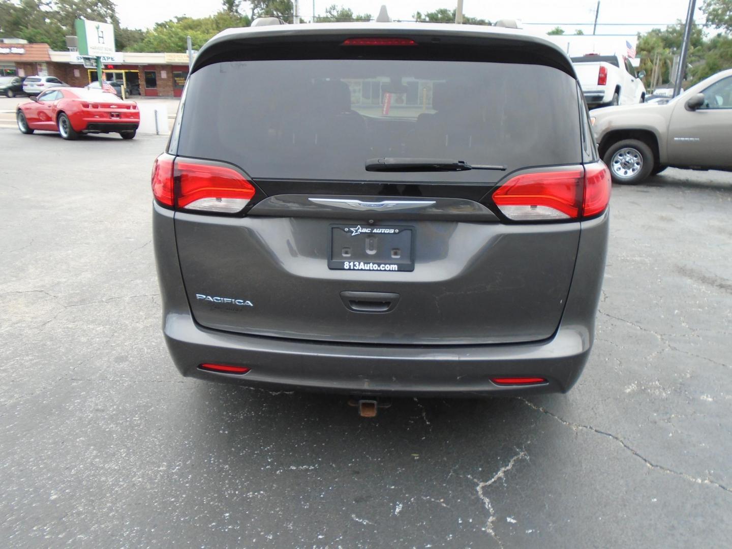 2017 GRAY /Grey Chrysler Pacifica Touring-L (2C4RC1CG6HR) with an 3.6L V6 DOHC 24V engine, 6A transmission, located at 6112 N Florida Avenue, Tampa, FL, 33604, (888) 521-5131, 27.954929, -82.459534 - 499$ Down plus tax & tag. - Photo#6