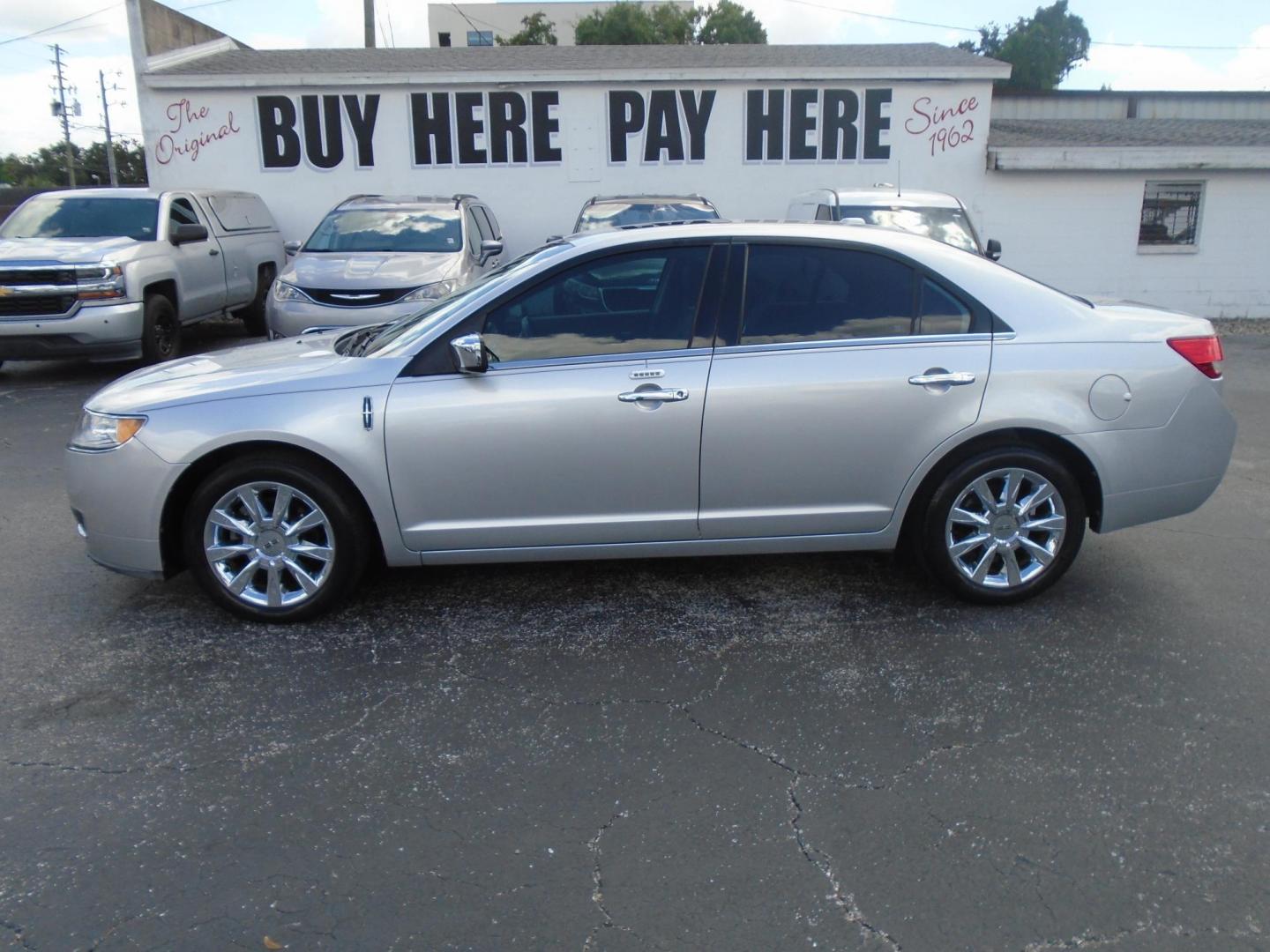 2012 Lincoln MKZ FWD (3LNHL2GC9CR) with an 3.5L V6 DOHC 24V engine, 6-Speed Automatic transmission, located at 6112 N Florida Avenue, Tampa, FL, 33604, (888) 521-5131, 27.954929, -82.459534 - Photo#0