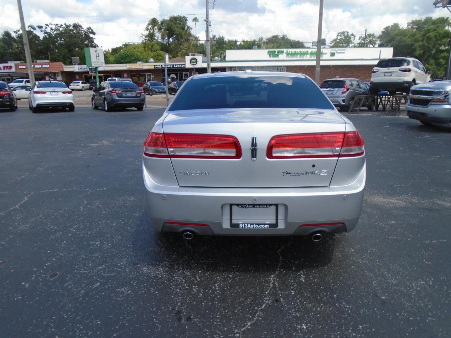 2012 Lincoln MKZ FWD (3LNHL2GC9CR) with an 3.5L V6 DOHC 24V engine, 6-Speed Automatic transmission, located at 6112 N Florida Avenue, Tampa, FL, 33604, (888) 521-5131, 27.954929, -82.459534 - Photo#1