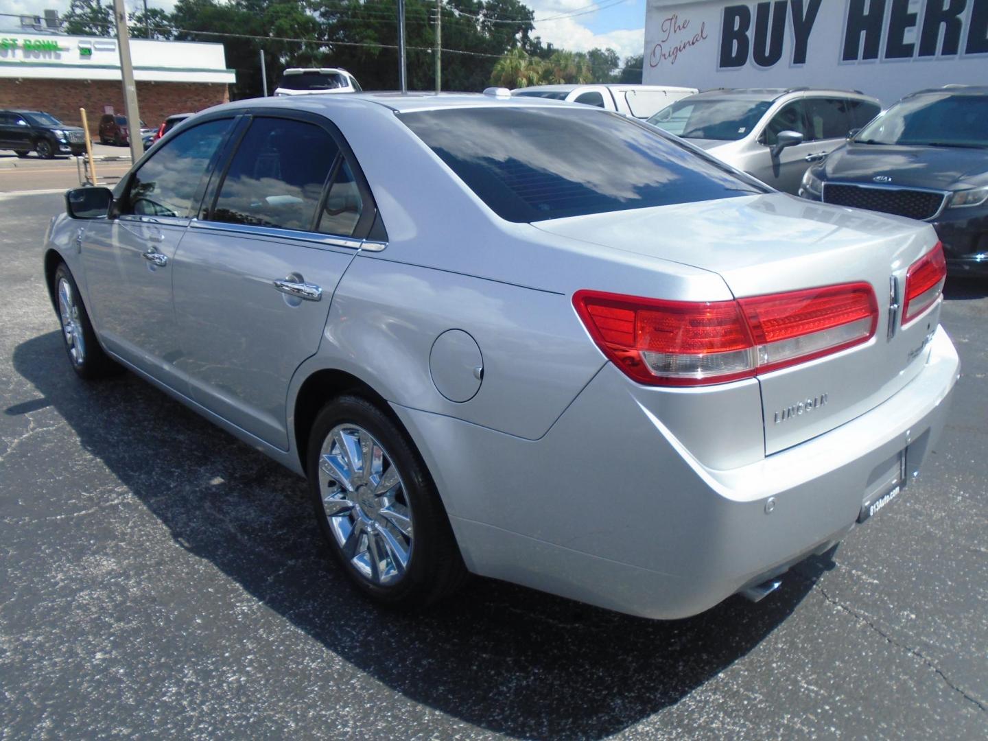 2012 Lincoln MKZ FWD (3LNHL2GC9CR) with an 3.5L V6 DOHC 24V engine, 6-Speed Automatic transmission, located at 6112 N Florida Avenue, Tampa, FL, 33604, (888) 521-5131, 27.954929, -82.459534 - Photo#10