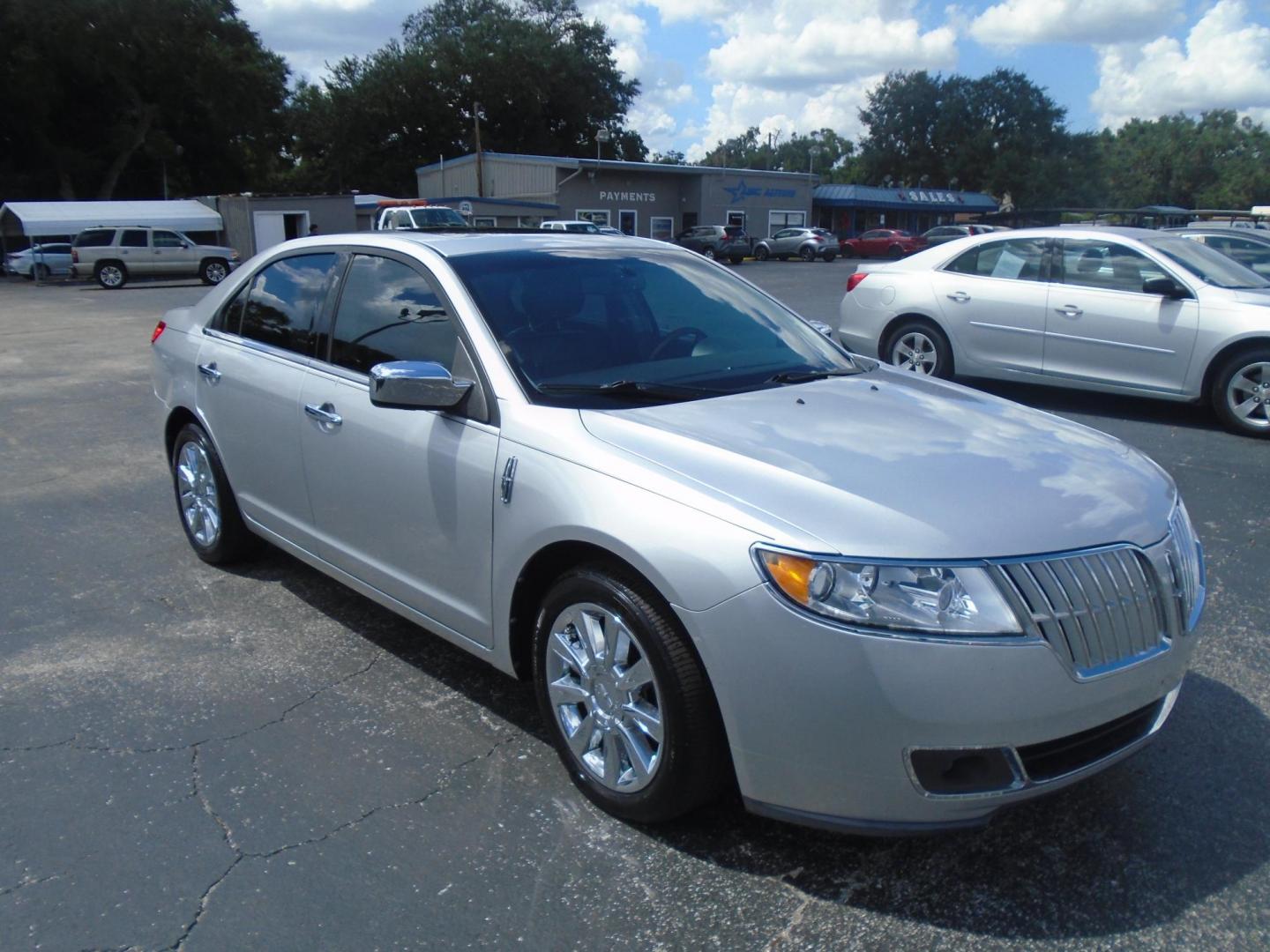 2012 Lincoln MKZ FWD (3LNHL2GC9CR) with an 3.5L V6 DOHC 24V engine, 6-Speed Automatic transmission, located at 6112 N Florida Avenue, Tampa, FL, 33604, (888) 521-5131, 27.954929, -82.459534 - Photo#7