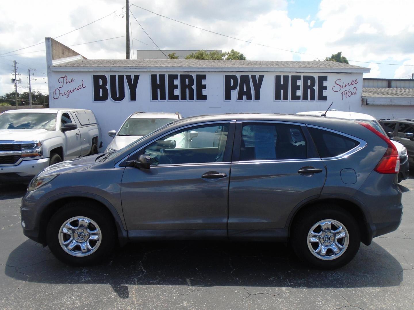 2015 Honda CR-V LX 2WD (3CZRM3H35FG) with an 2.4L L4 DOHC 16V engine, Continuously Variable Transmission transmission, located at 6112 N Florida Avenue, Tampa, FL, 33604, (888) 521-5131, 27.954929, -82.459534 - Photo#0