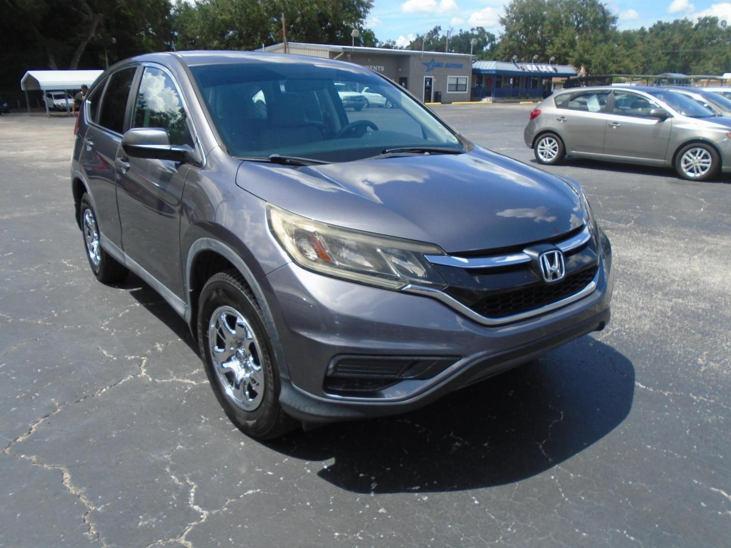 2015 Honda CR-V LX 2WD (3CZRM3H35FG) with an 2.4L L4 DOHC 16V engine, Continuously Variable Transmission transmission, located at 6112 N Florida Avenue, Tampa, FL, 33604, (888) 521-5131, 27.954929, -82.459534 - Photo#8