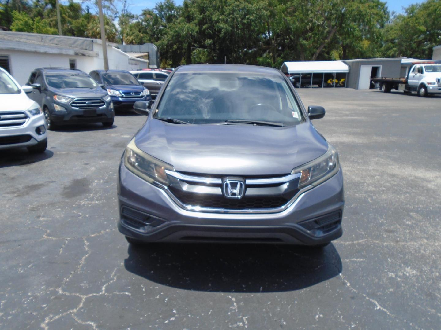 2015 Honda CR-V LX 2WD (3CZRM3H35FG) with an 2.4L L4 DOHC 16V engine, Continuously Variable Transmission transmission, located at 6112 N Florida Avenue, Tampa, FL, 33604, (888) 521-5131, 27.954929, -82.459534 - Photo#19