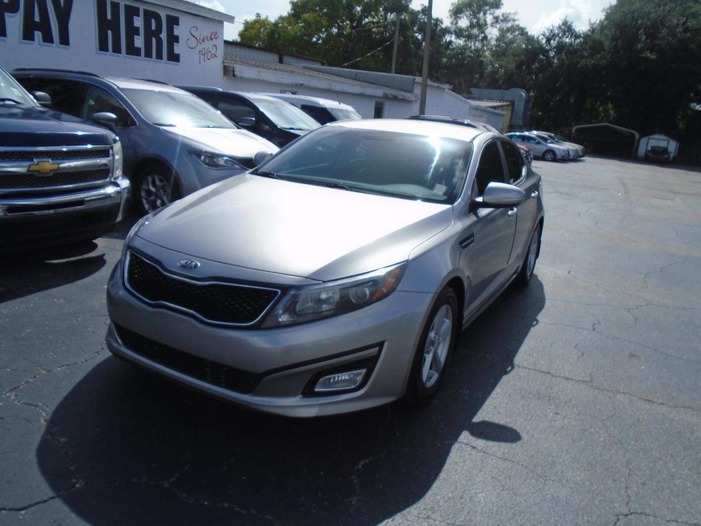 2015 Kia Optima LX (5XXGM4A79FG) with an 2.4L L4 DOHC 16V engine, 6-Speed Automatic transmission, located at 6112 N Florida Avenue, Tampa, FL, 33604, (888) 521-5131, 27.954929, -82.459534 - Photo#2