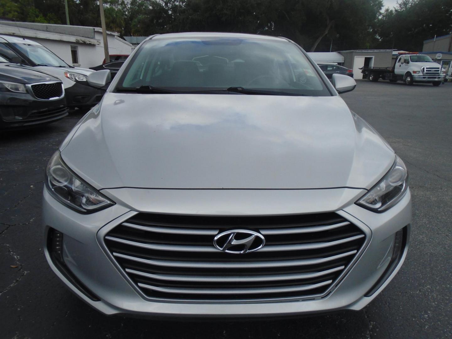 2018 Hyundai Elantra Limited (5NPD84LF4JH) with an 1.8L L4 DOHC 16V engine, 6A transmission, located at 6112 N Florida Avenue, Tampa, FL, 33604, (888) 521-5131, 27.954929, -82.459534 - Photo#1