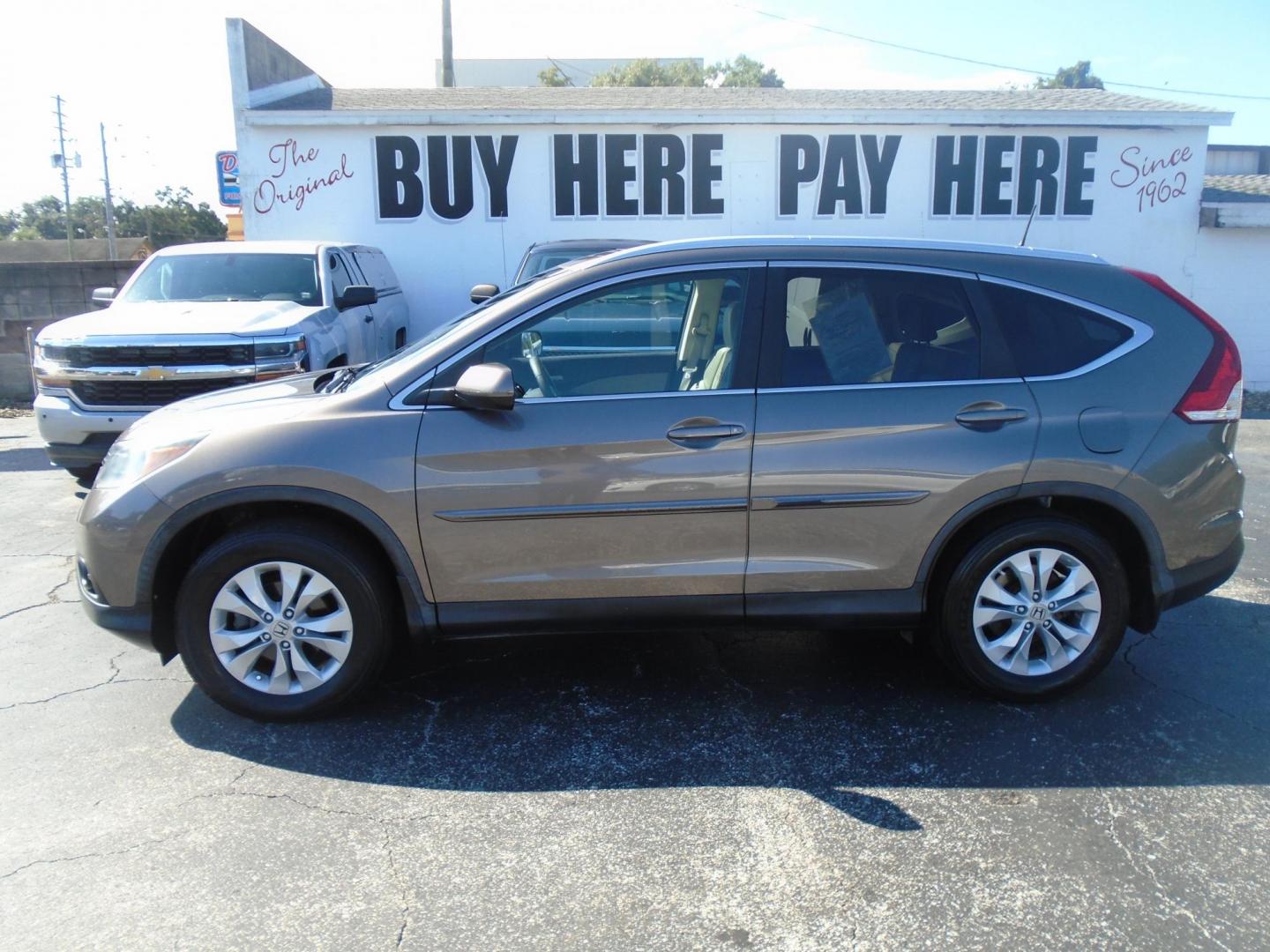 2013 Honda CR-V EX-L 4WD 5-Speed AT (5J6RM4H73DL) with an 2.4L L4 DOHC 16V engine, 5-Speed Automatic transmission, located at 6112 N Florida Avenue, Tampa, FL, 33604, (888) 521-5131, 27.954929, -82.459534 - Photo#1