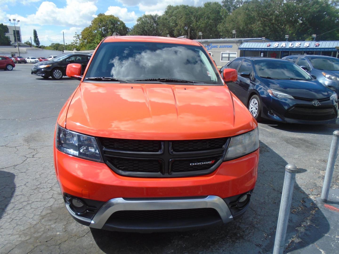 2018 Dodge Journey Crossroad FWD (3C4PDCGG6JT) with an 3.6L V6 DOHC 24V engine, 4A transmission, located at 6112 N Florida Avenue, Tampa, FL, 33604, (888) 521-5131, 27.954929, -82.459534 - Photo#2