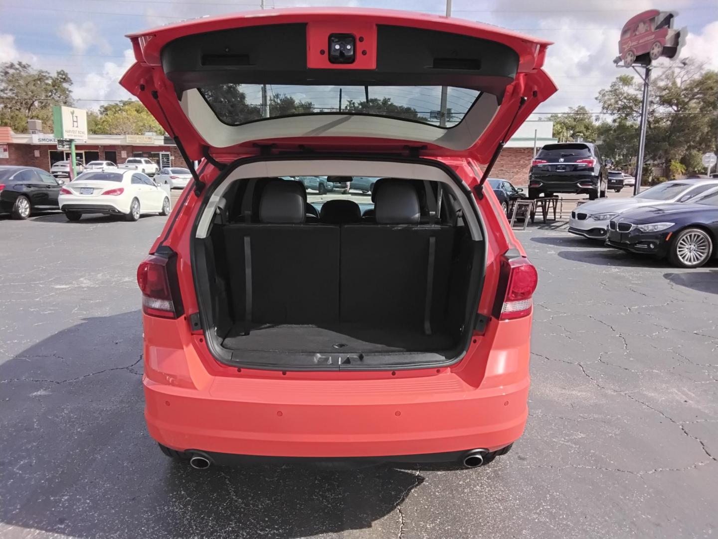 2018 Orange /Black Dodge Journey Crossroad FWD (3C4PDCGG6JT) with an 3.6L V6 DOHC 24V engine, 4A transmission, located at 6112 N Florida Avenue, Tampa, FL, 33604, (888) 521-5131, 27.954929, -82.459534 - 499$ down plus tax & tag. - Photo#13