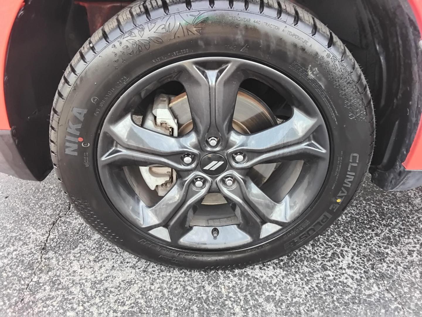 2018 Orange /Black Dodge Journey Crossroad FWD (3C4PDCGG6JT) with an 3.6L V6 DOHC 24V engine, 4A transmission, located at 6112 N Florida Avenue, Tampa, FL, 33604, (888) 521-5131, 27.954929, -82.459534 - 499$ down plus tax & tag. - Photo#25