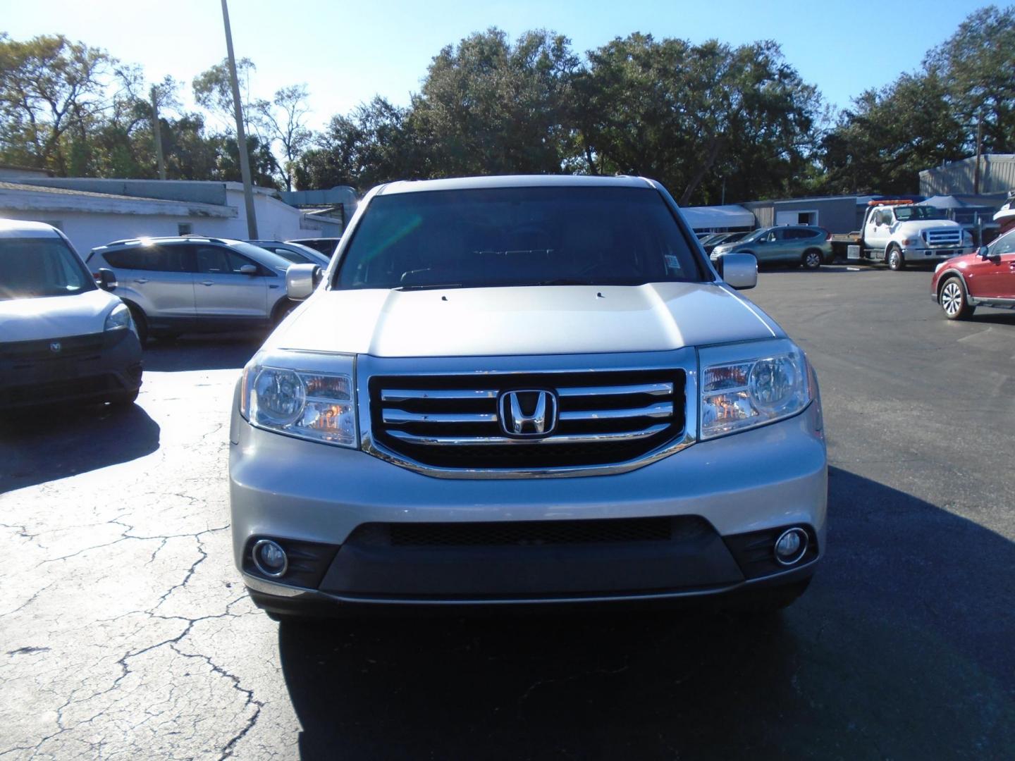 2013 Honda Pilot EX-L 2WD 5-Spd AT with Navigation (5FNYF3H77DB) with an 3.5L V6 SOHC 24V engine, 5-Speed Automatic transmission, located at 6112 N Florida Avenue, Tampa, FL, 33604, (888) 521-5131, 27.954929, -82.459534 - Photo#1