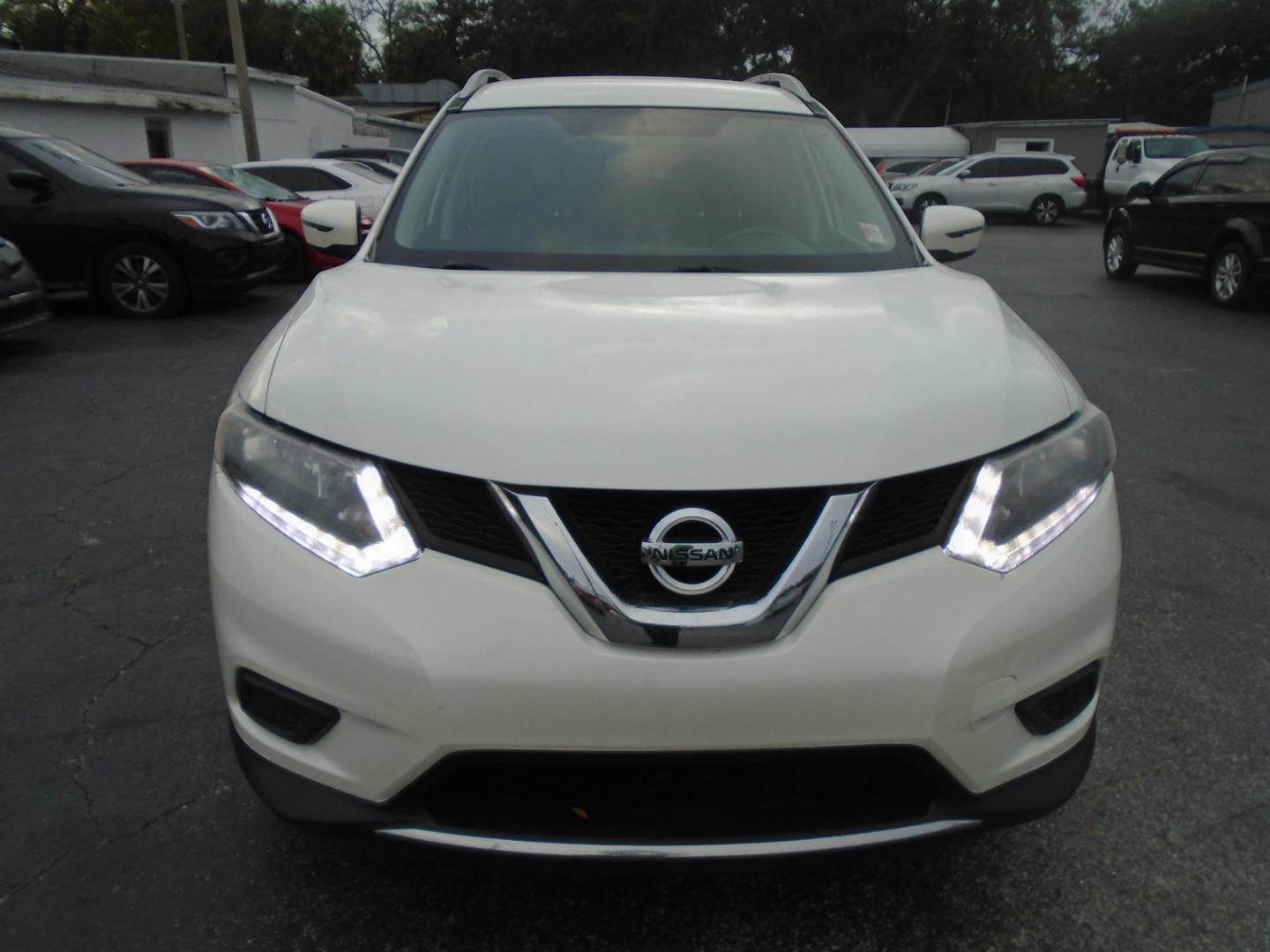 2016 Nissan Rogue S 2WD (JN8AT2MT2GW) with an 2.5L L4 DOHC 16V engine, CVT transmission, located at 6112 N Florida Avenue, Tampa, FL, 33604, (888) 521-5131, 27.954929, -82.459534 - Photo#1