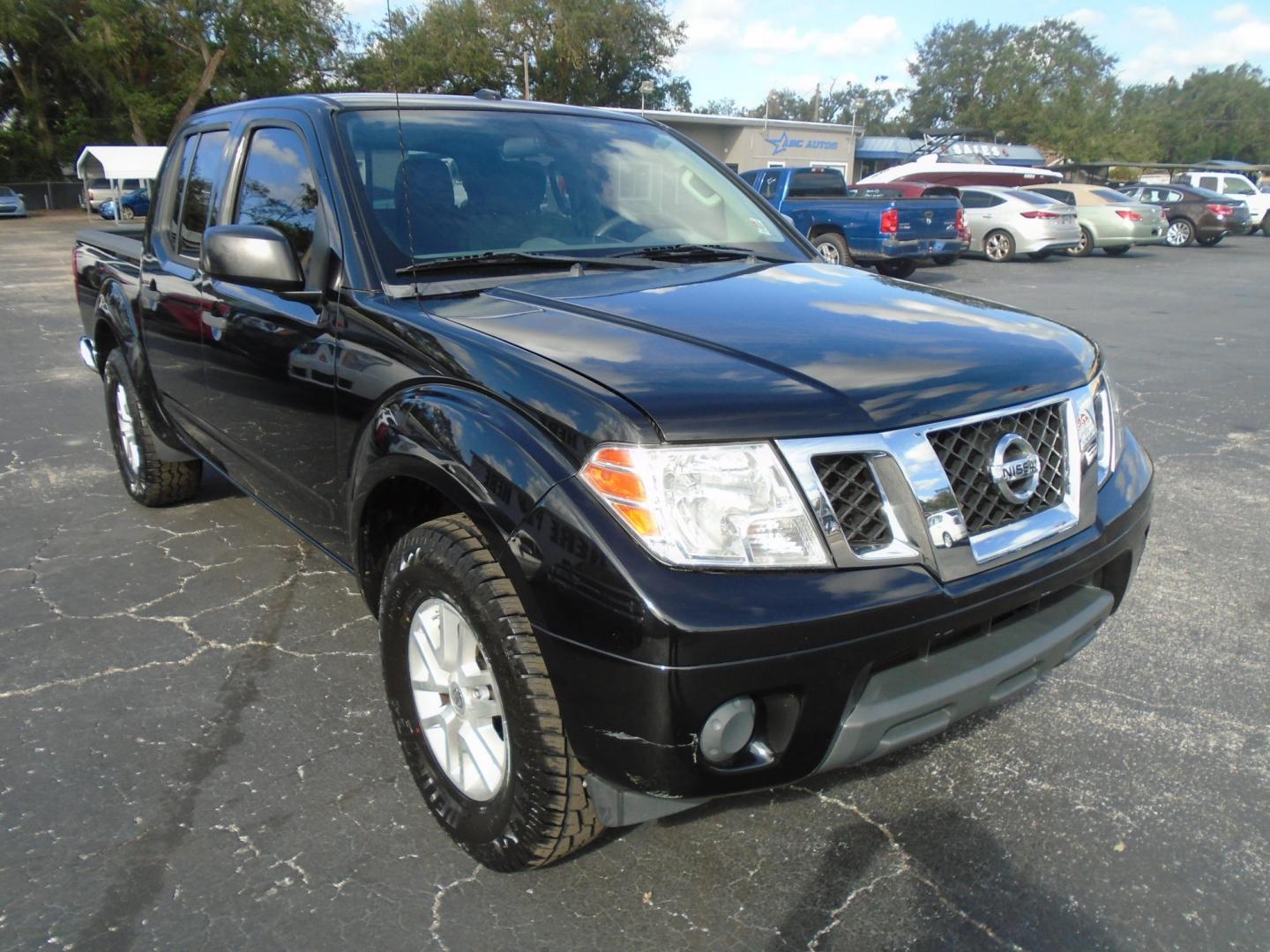 2016 Nissan Frontier S Crew Cab 5AT 2WD (1N6AD0ER1GN) with an 4.0L V6 DOHC 24V engine, 5A transmission, located at 6112 N Florida Avenue, Tampa, FL, 33604, (888) 521-5131, 27.954929, -82.459534 - Photo#2