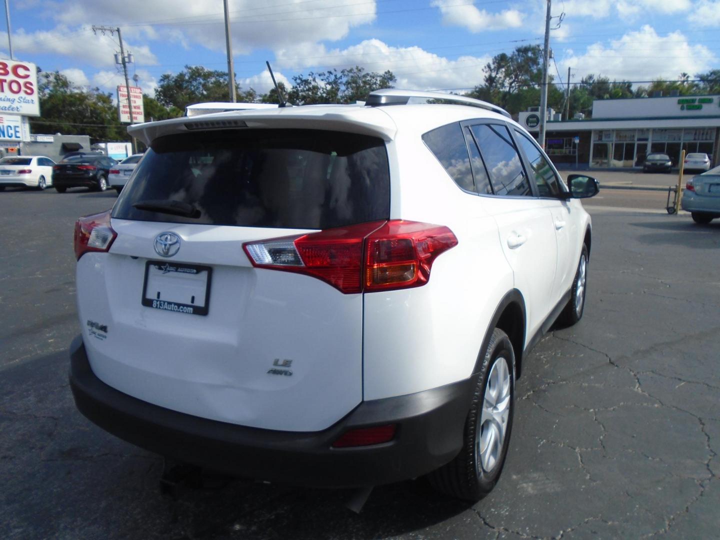 2015 Toyota RAV4 LE AWD (JTMBFREV8FJ) with an 2.5L L4 DOHC 16V engine, 6-Speed Automatic transmission, located at 6112 N Florida Avenue, Tampa, FL, 33604, (888) 521-5131, 27.954929, -82.459534 - Photo#3