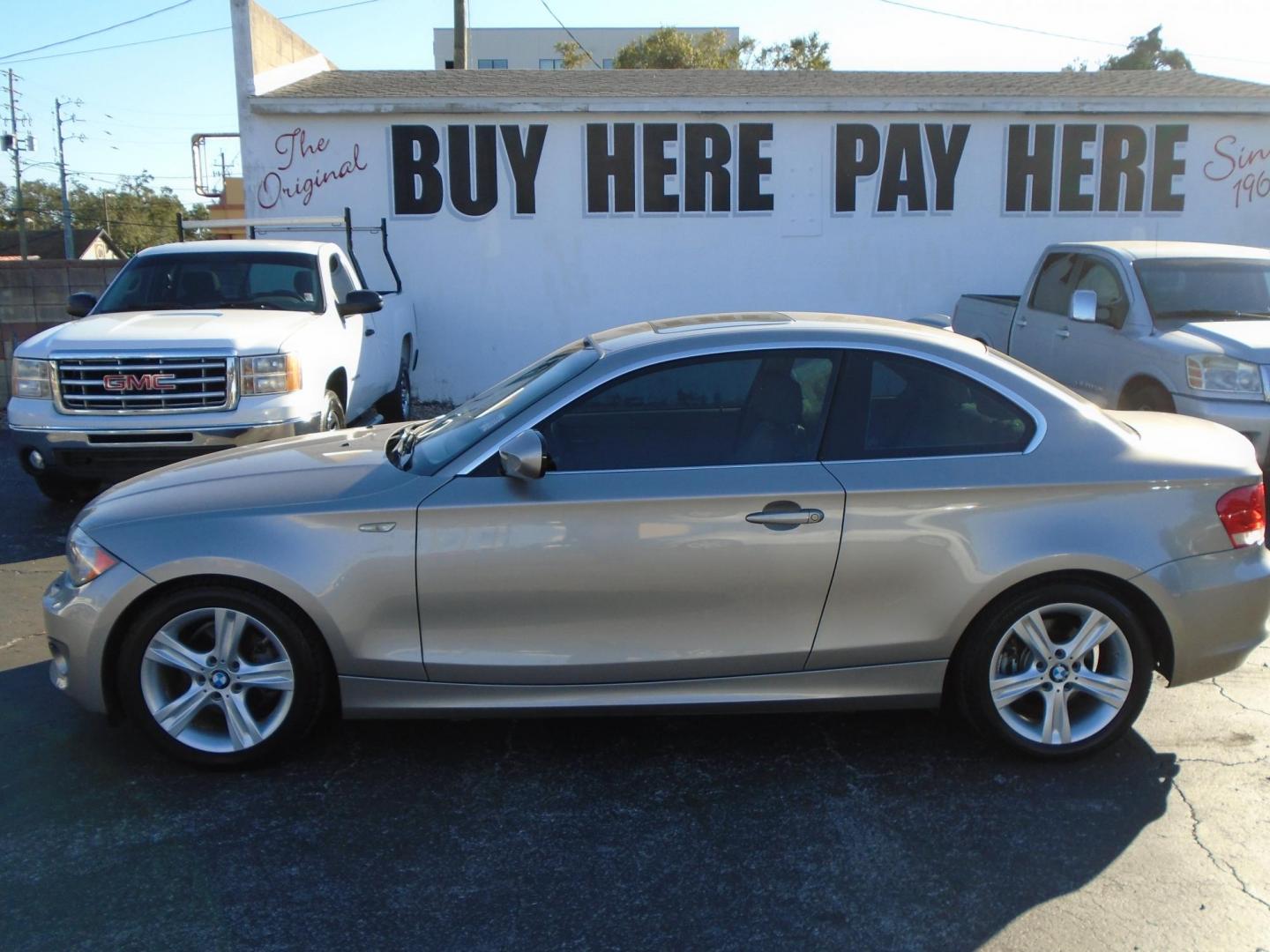 2013 BMW 1-Series 128i Coupe (WBAUP9C52DV) with an 3.0L L6 DOHC 24V engine, located at 6112 N Florida Avenue, Tampa, FL, 33604, (888) 521-5131, 27.954929, -82.459534 - Photo#0