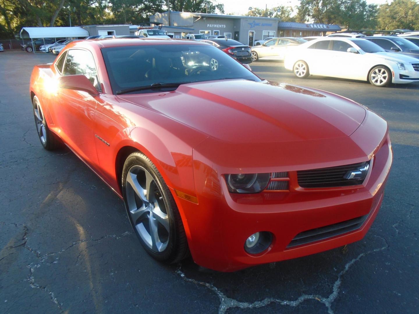 2013 Chevrolet Camaro Coupe 2LT (2G1FC1E35D9) with an 3.6L V6 DOHC 24V FFV engine, 6-Speed Automatic transmission, located at 6112 N Florida Avenue, Tampa, FL, 33604, (888) 521-5131, 27.954929, -82.459534 - Photo#2