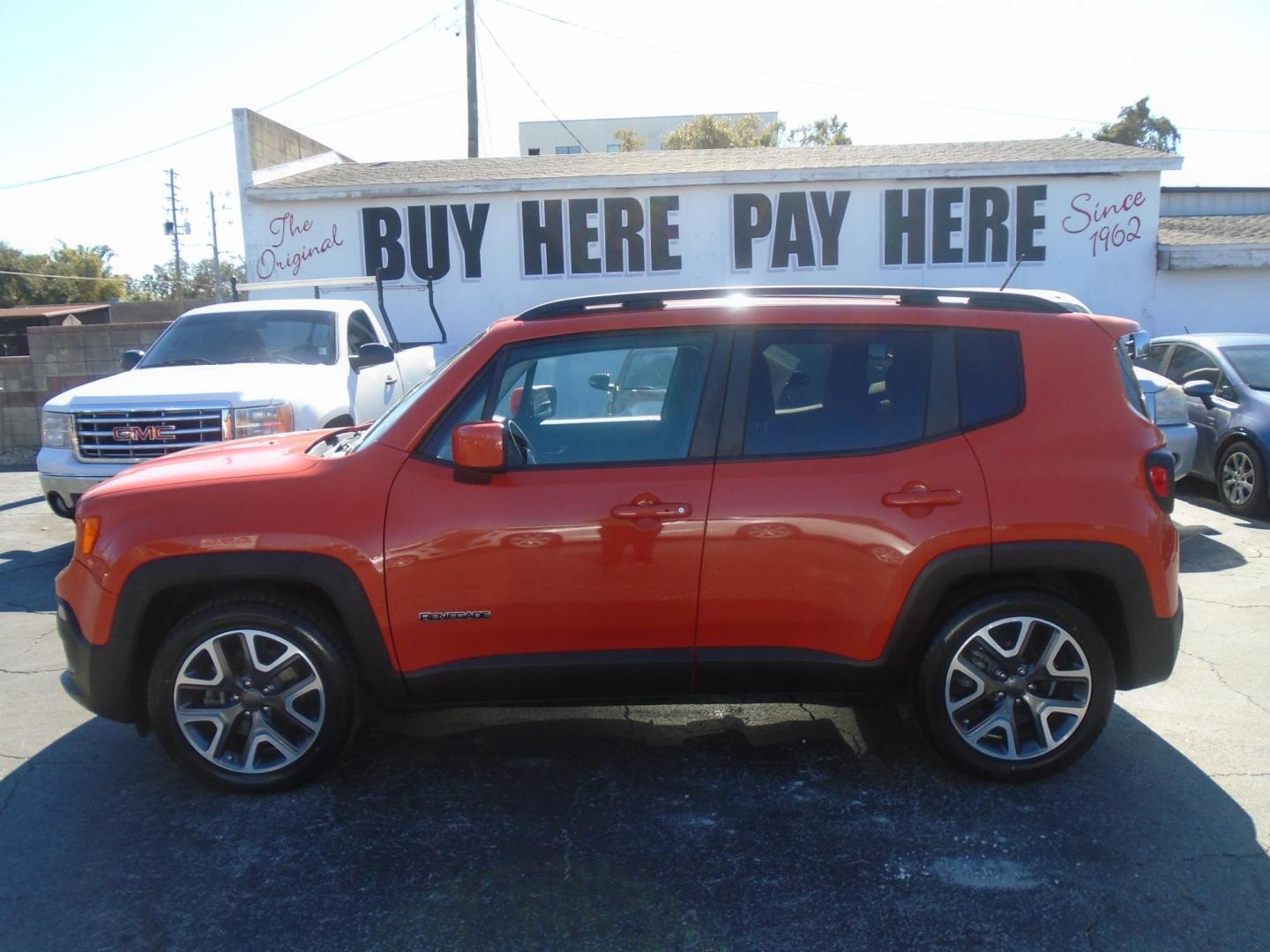 2017 Jeep Renegade Latitude FWD (ZACCJABB7HP) with an 2.4L L4 DOHC 16V engine, 6M transmission, located at 6112 N Florida Avenue, Tampa, FL, 33604, (888) 521-5131, 27.954929, -82.459534 - Photo#0