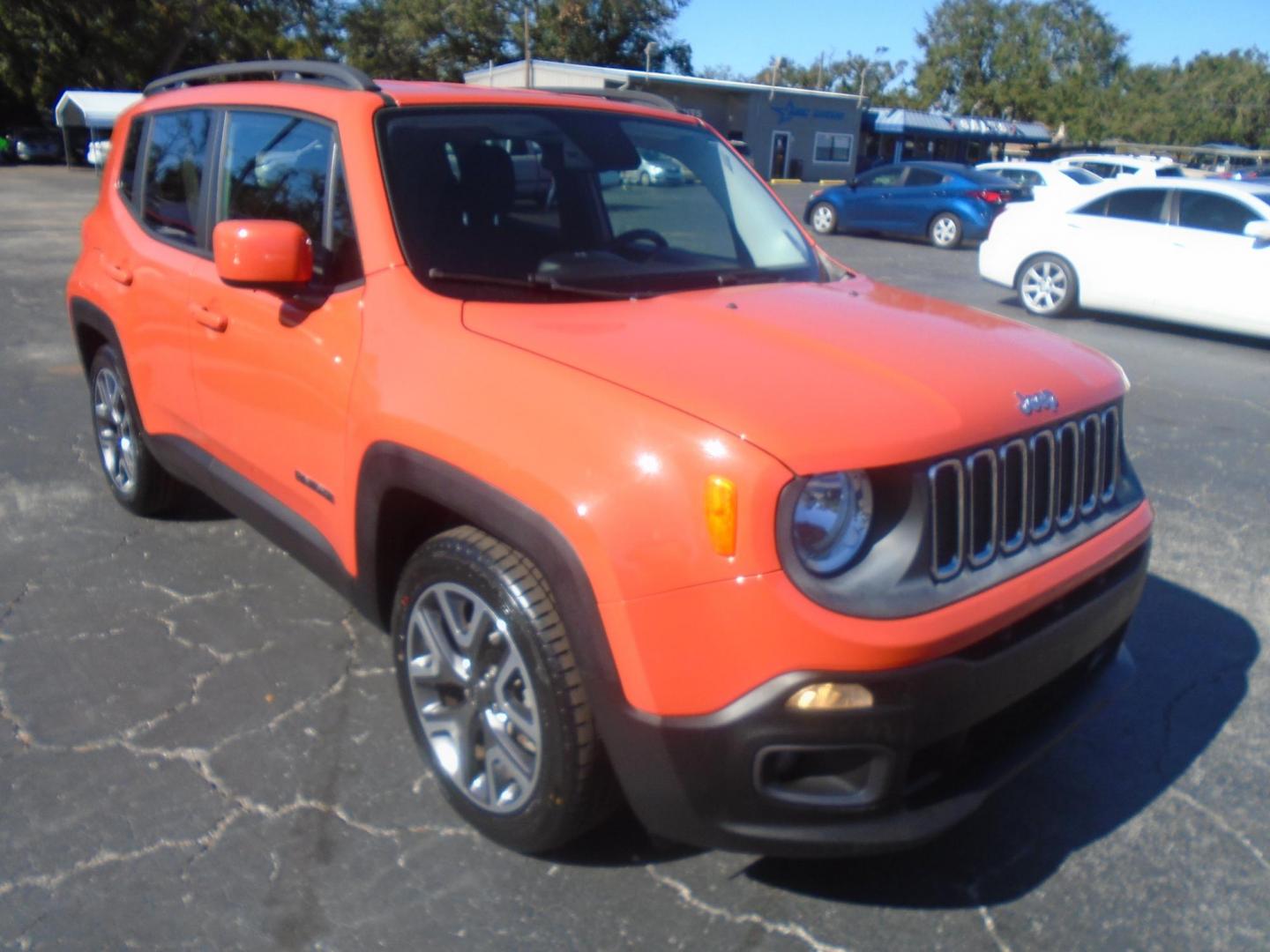 2017 Jeep Renegade Latitude FWD (ZACCJABB7HP) with an 2.4L L4 DOHC 16V engine, 6M transmission, located at 6112 N Florida Avenue, Tampa, FL, 33604, (888) 521-5131, 27.954929, -82.459534 - Photo#2