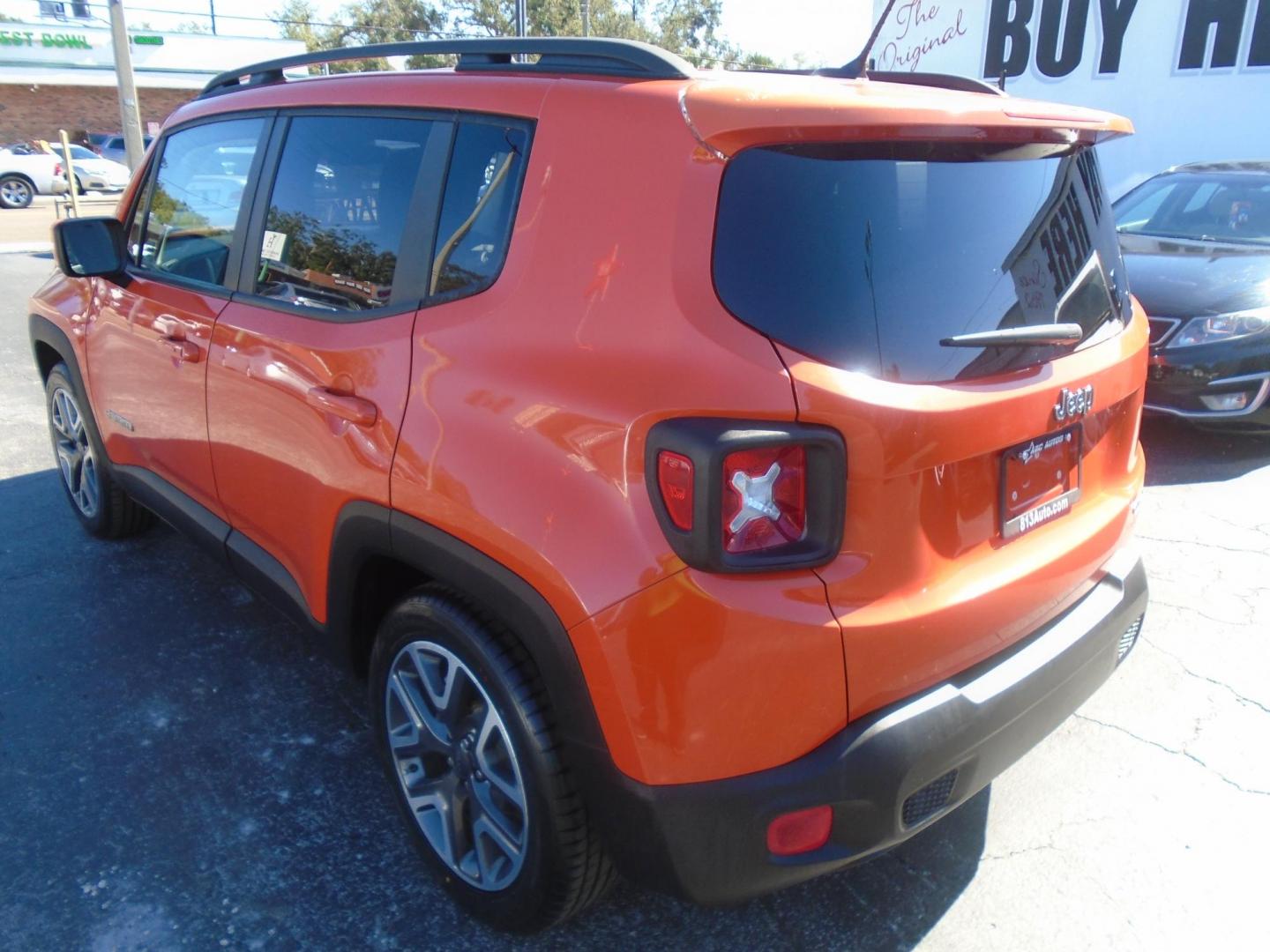 2017 Jeep Renegade Latitude FWD (ZACCJABB7HP) with an 2.4L L4 DOHC 16V engine, 6M transmission, located at 6112 N Florida Avenue, Tampa, FL, 33604, (888) 521-5131, 27.954929, -82.459534 - Photo#4