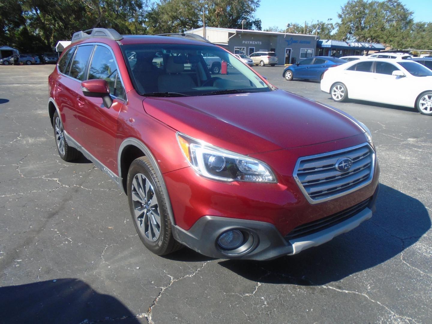 2015 Subaru Outback 3.6R Limited (4S4BSENC6F3) with an 3.6L H6 DOHC 24V engine, 6-Speed Automatic transmission, located at 6112 N Florida Avenue, Tampa, FL, 33604, (888) 521-5131, 27.954929, -82.459534 - Photo#2