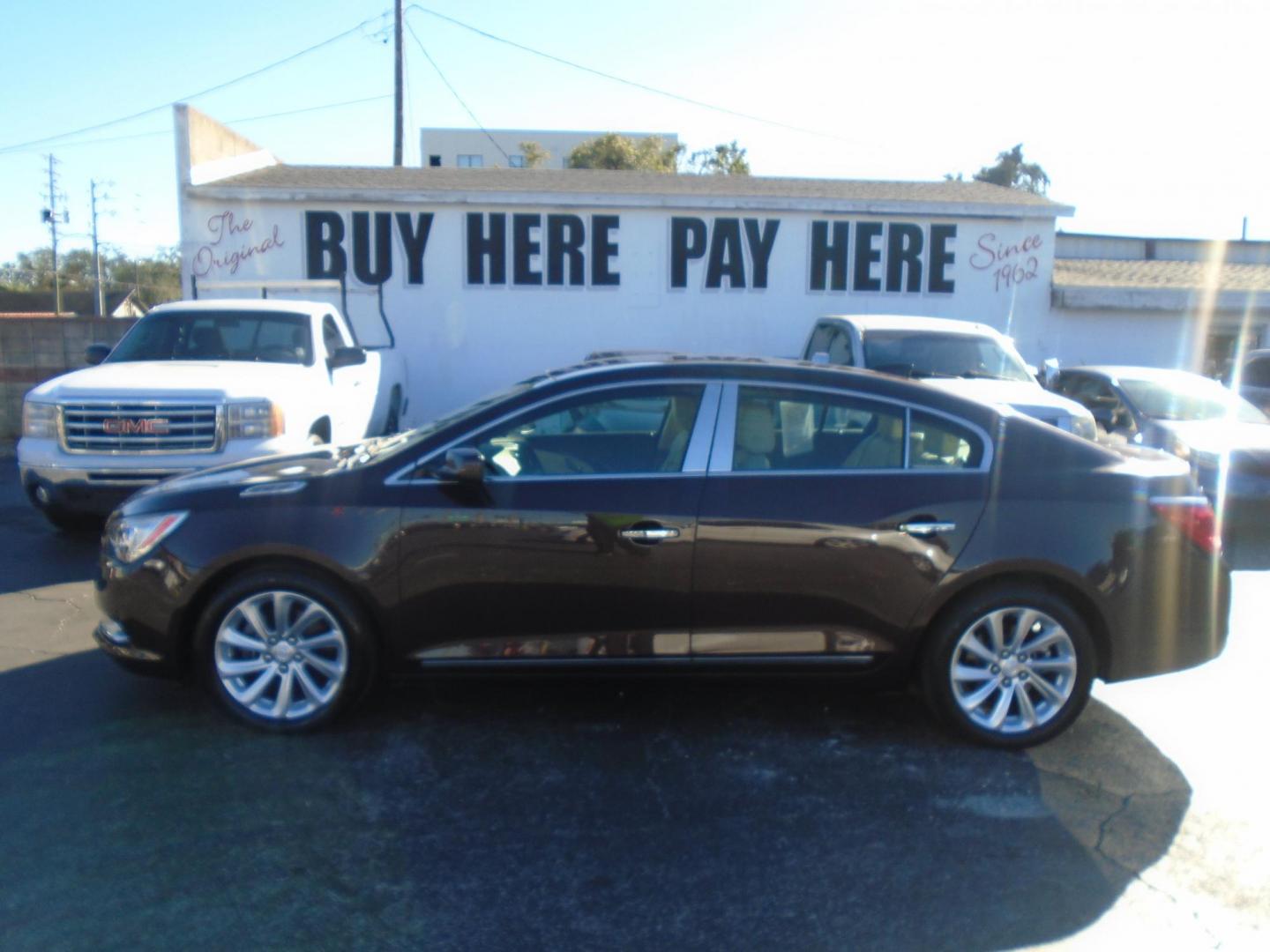 2016 Buick LaCrosse Base (1G4GA5G39GF) with an 3.6L V6 DOHC 24V FFV engine, 6A transmission, located at 6112 N Florida Avenue, Tampa, FL, 33604, (888) 521-5131, 27.954929, -82.459534 - Photo#0