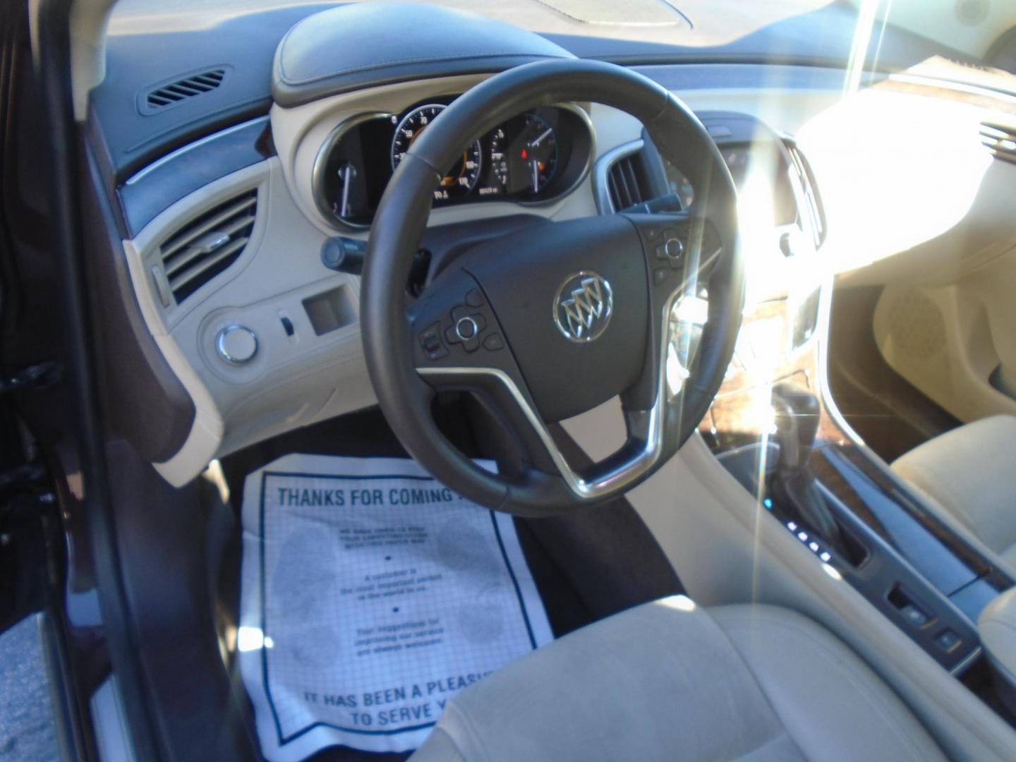 2016 Buick LaCrosse Base (1G4GA5G39GF) with an 3.6L V6 DOHC 24V FFV engine, 6A transmission, located at 6112 N Florida Avenue, Tampa, FL, 33604, (888) 521-5131, 27.954929, -82.459534 - Photo#10