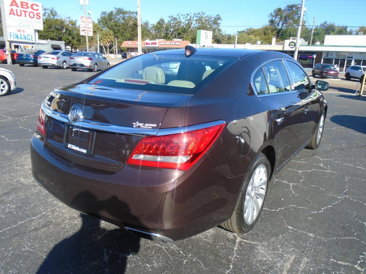 2016 Buick LaCrosse Base (1G4GA5G39GF) with an 3.6L V6 DOHC 24V FFV engine, 6A transmission, located at 6112 N Florida Avenue, Tampa, FL, 33604, (888) 521-5131, 27.954929, -82.459534 - Photo#3