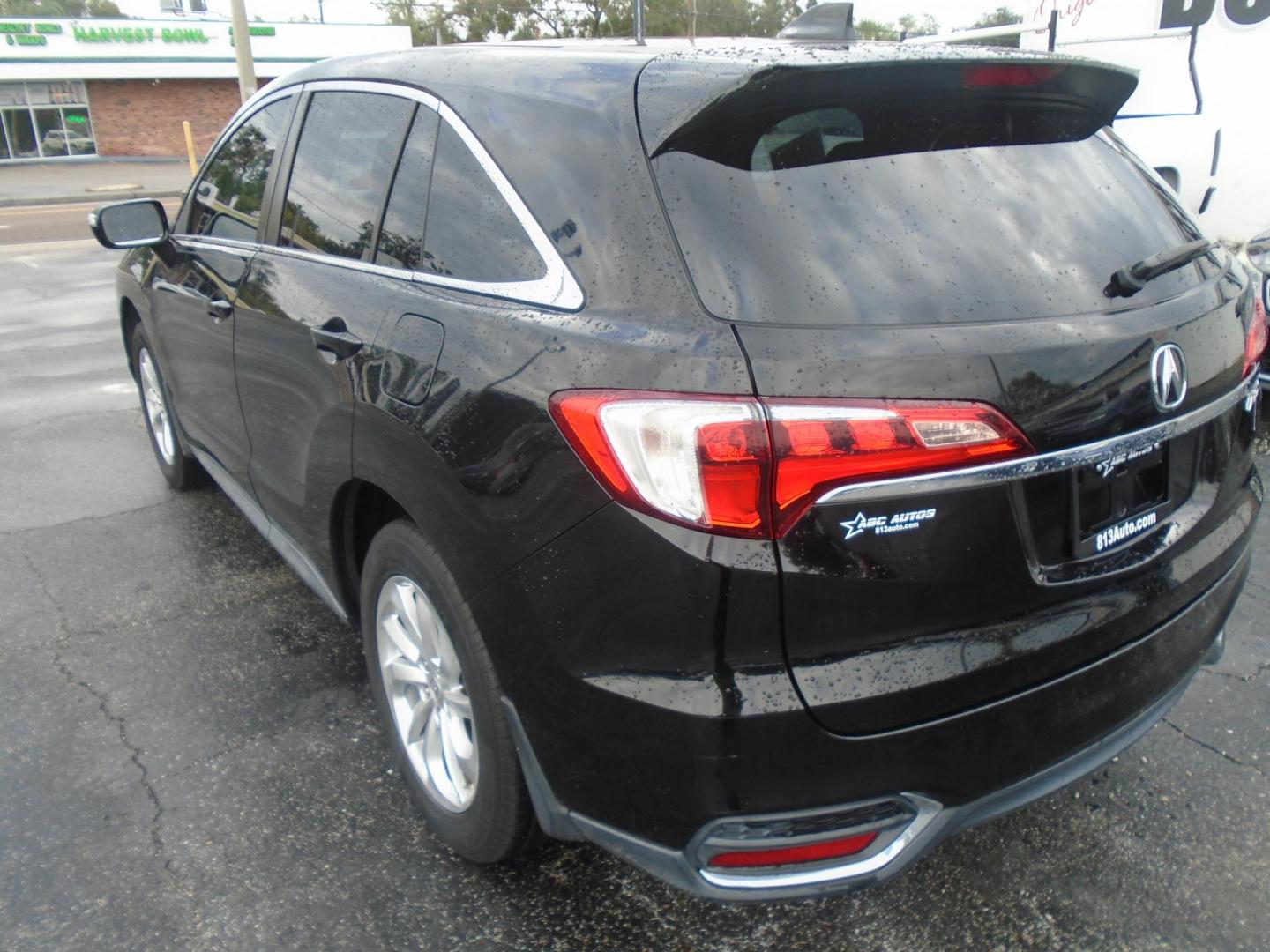 2016 Acura RDX 6-Spd AT w/ Technology Package (5J8TB3H58GL) with an 2.3L L4 DOHC 16V engine, 6-Speed Automatic transmission, located at 6112 N Florida Avenue, Tampa, FL, 33604, (888) 521-5131, 27.954929, -82.459534 - Photo#5