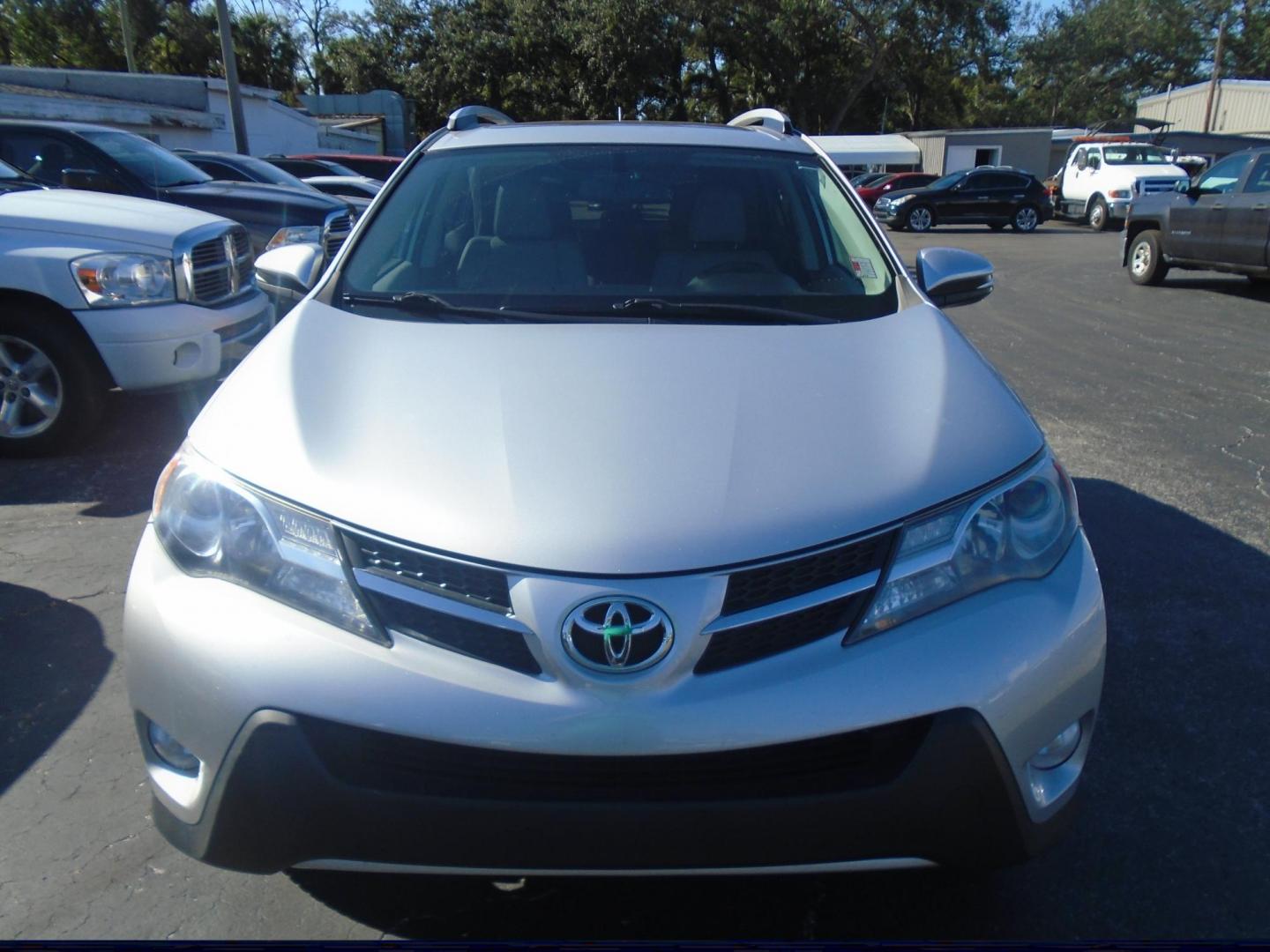 2013 Toyota RAV4 Limited AWD (2T3DFREV9DW) with an 2.5L L4 DOHC 16V engine, 6-Speed Automatic transmission, located at 6112 N Florida Avenue, Tampa, FL, 33604, (888) 521-5131, 27.954929, -82.459534 - Photo#1