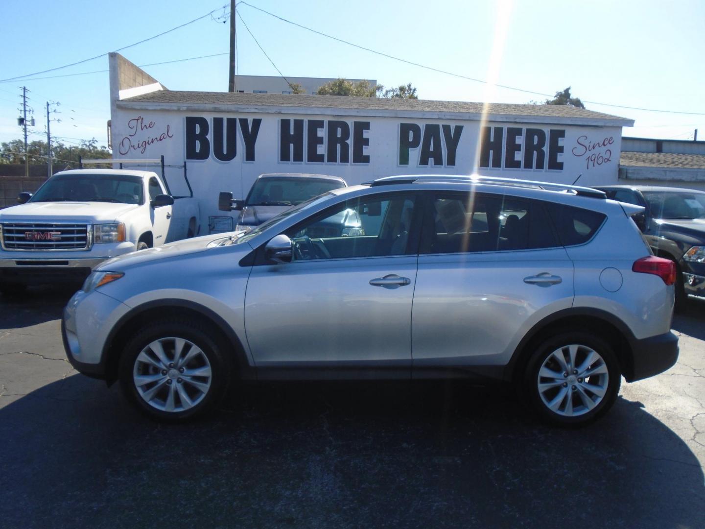 2013 Toyota RAV4 Limited AWD (2T3DFREV9DW) with an 2.5L L4 DOHC 16V engine, 6-Speed Automatic transmission, located at 6112 N Florida Avenue, Tampa, FL, 33604, (888) 521-5131, 27.954929, -82.459534 - Photo#0