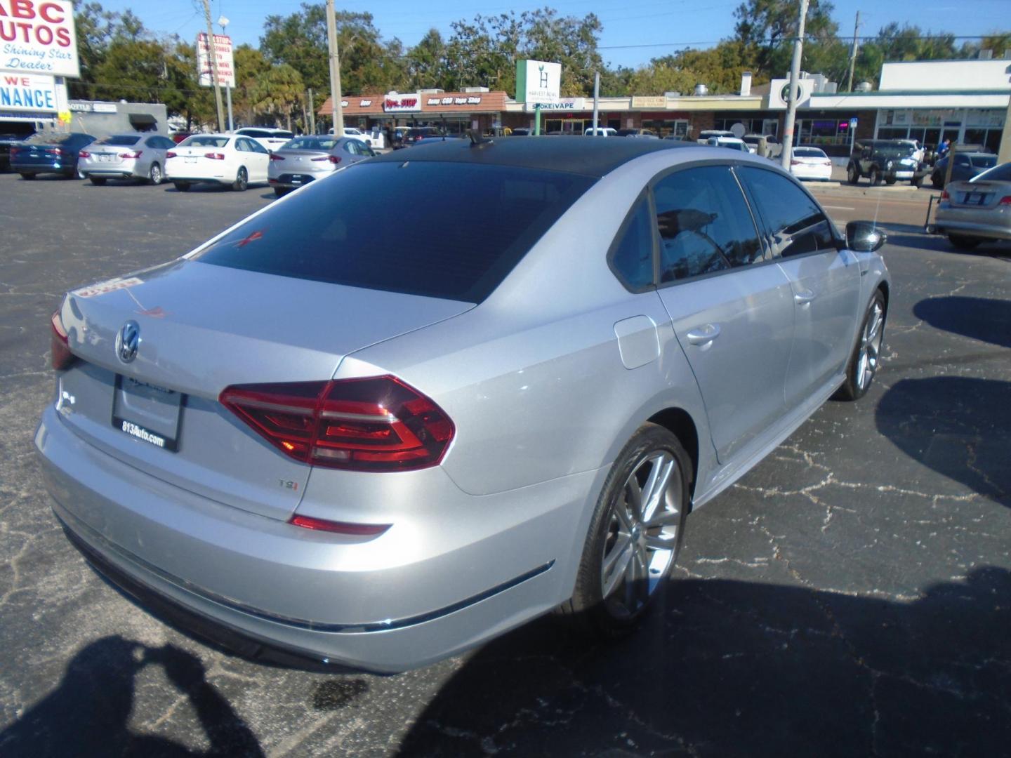 2018 Volkswagen Passat R-Line (1VWAA7A34JC) with an 2.0L L4 DOHC 16V engine, 6A transmission, located at 6112 N Florida Avenue, Tampa, FL, 33604, (888) 521-5131, 27.954929, -82.459534 - Photo#3